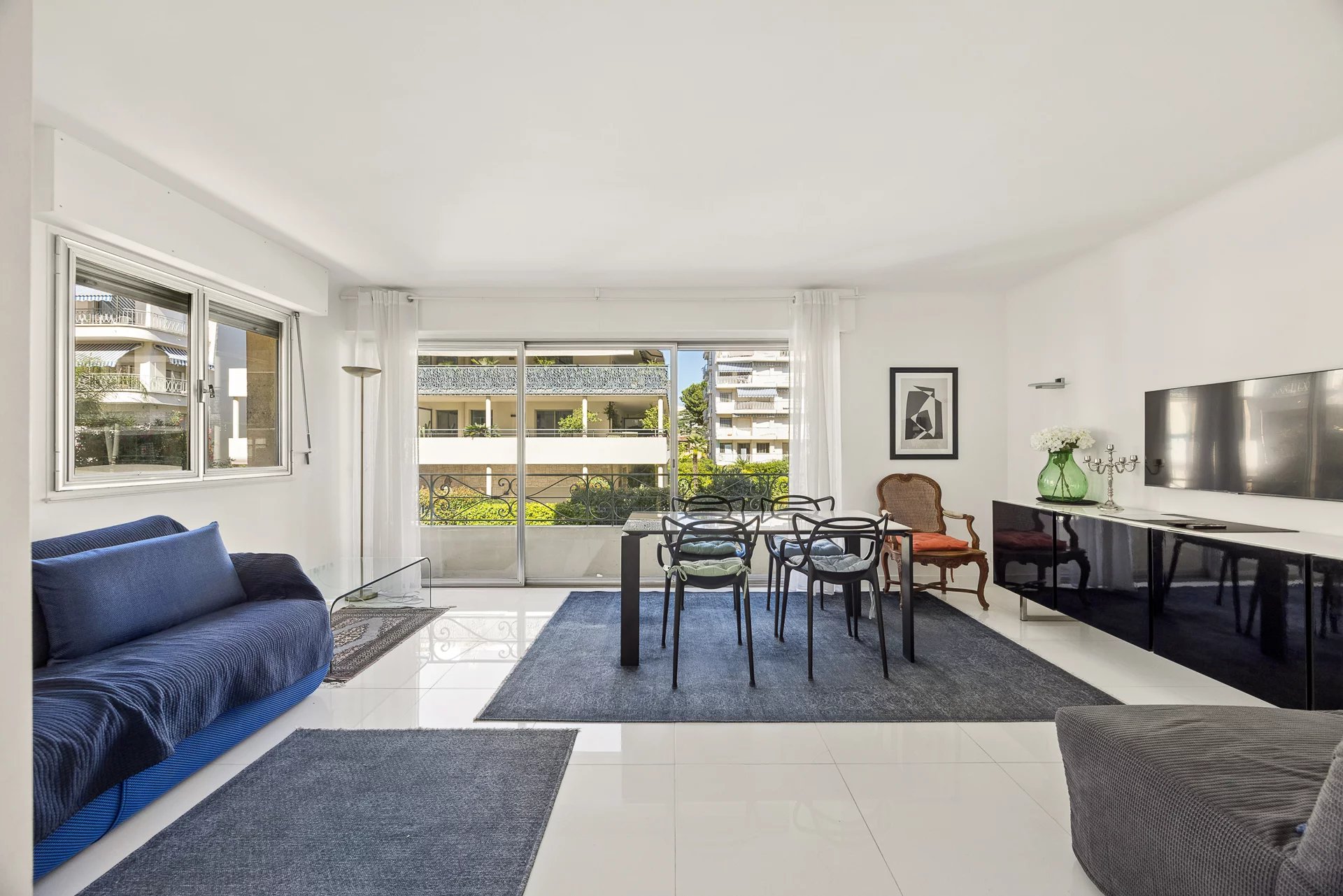 Cannes – Palm Beach – Attractive One-Bedroom Apartment