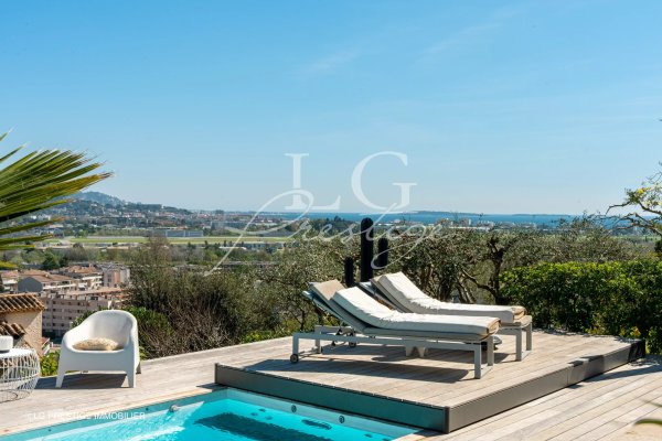 Fully Renovated House with Sea and Mountain View. — photo 2