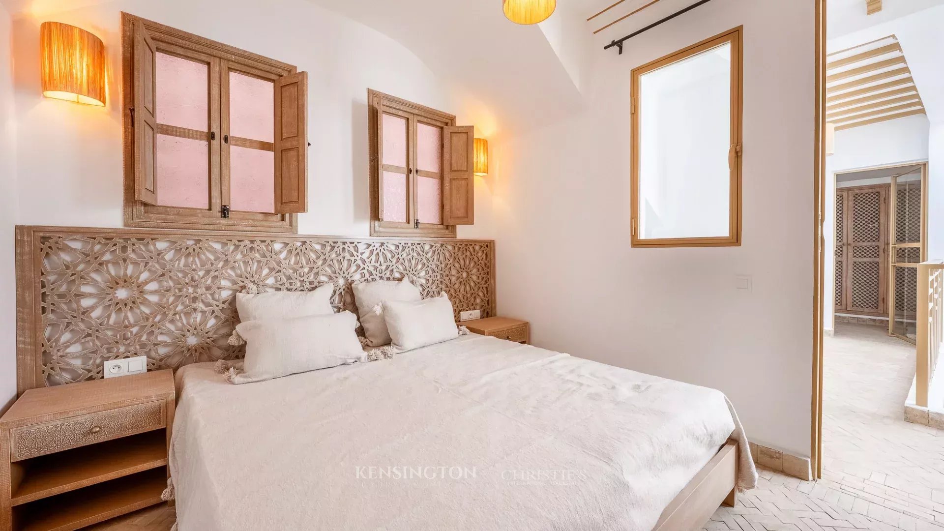5 Bedroom Villa/Townhouse's Image 21