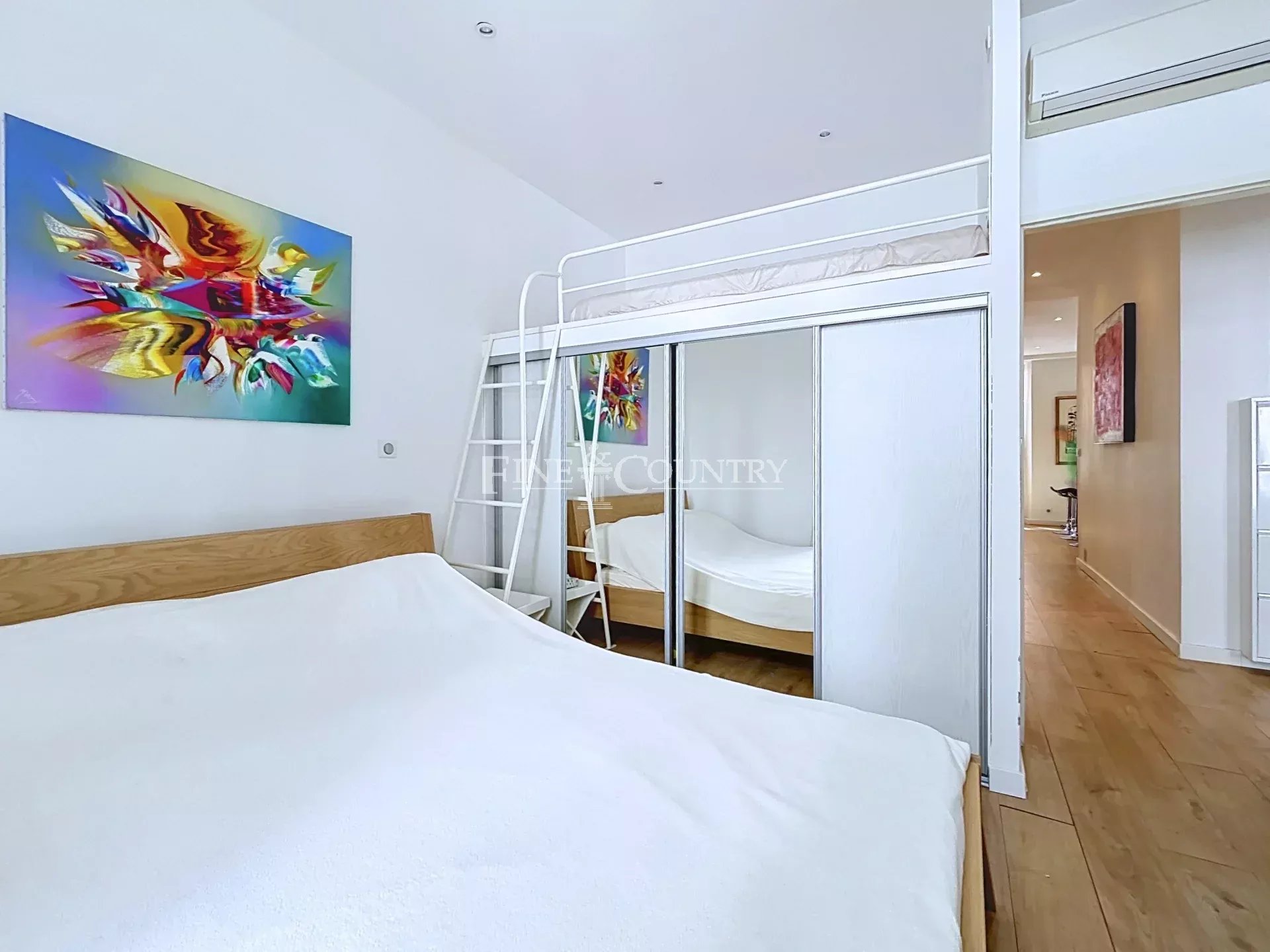 Photo of Appartment 3 bedrooms for sale in Cannes Banane