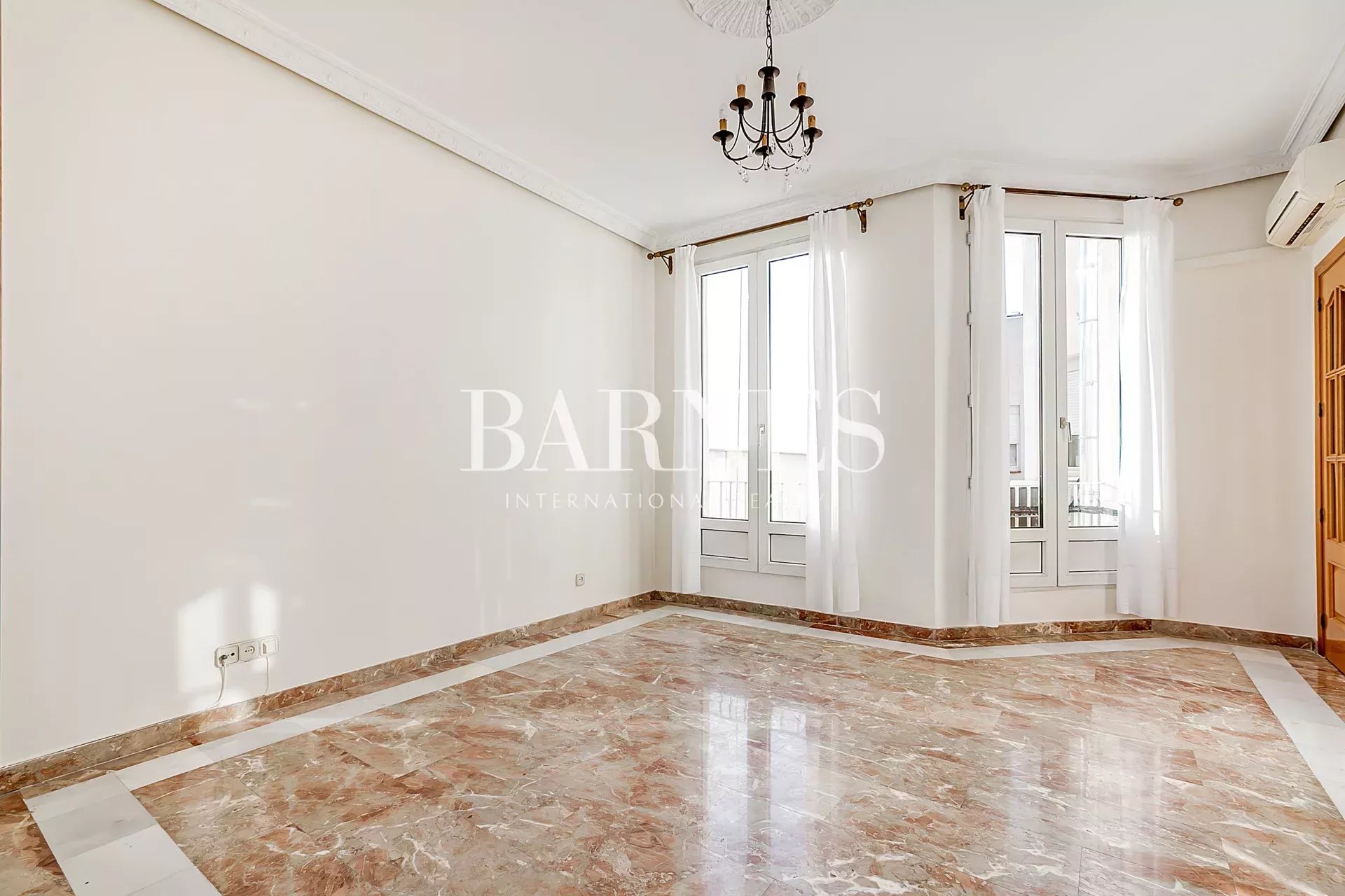 Penthouse Madrid - picture 4