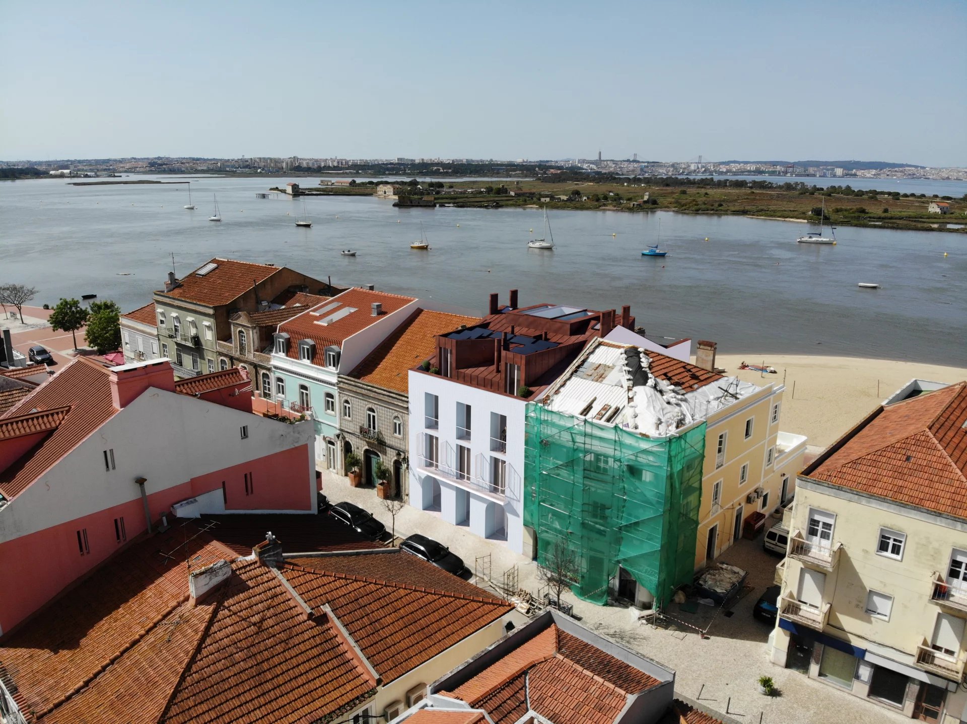 Projet immobilier clé en main sur la plage de Seixal / Lisbonne