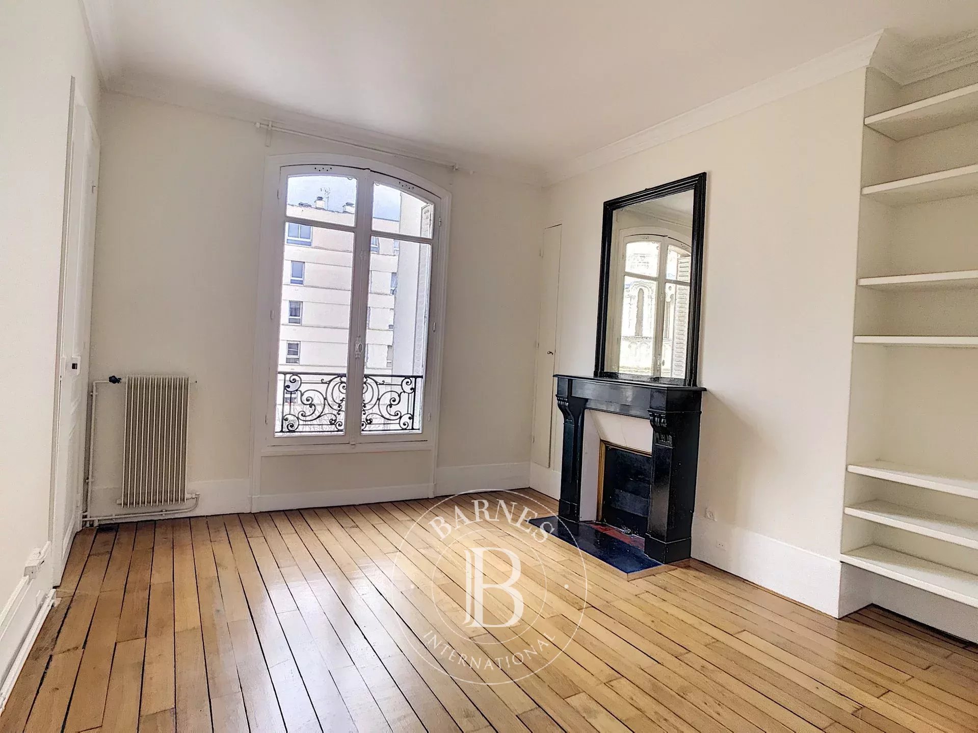 Daire Paris 8ème - picture 4