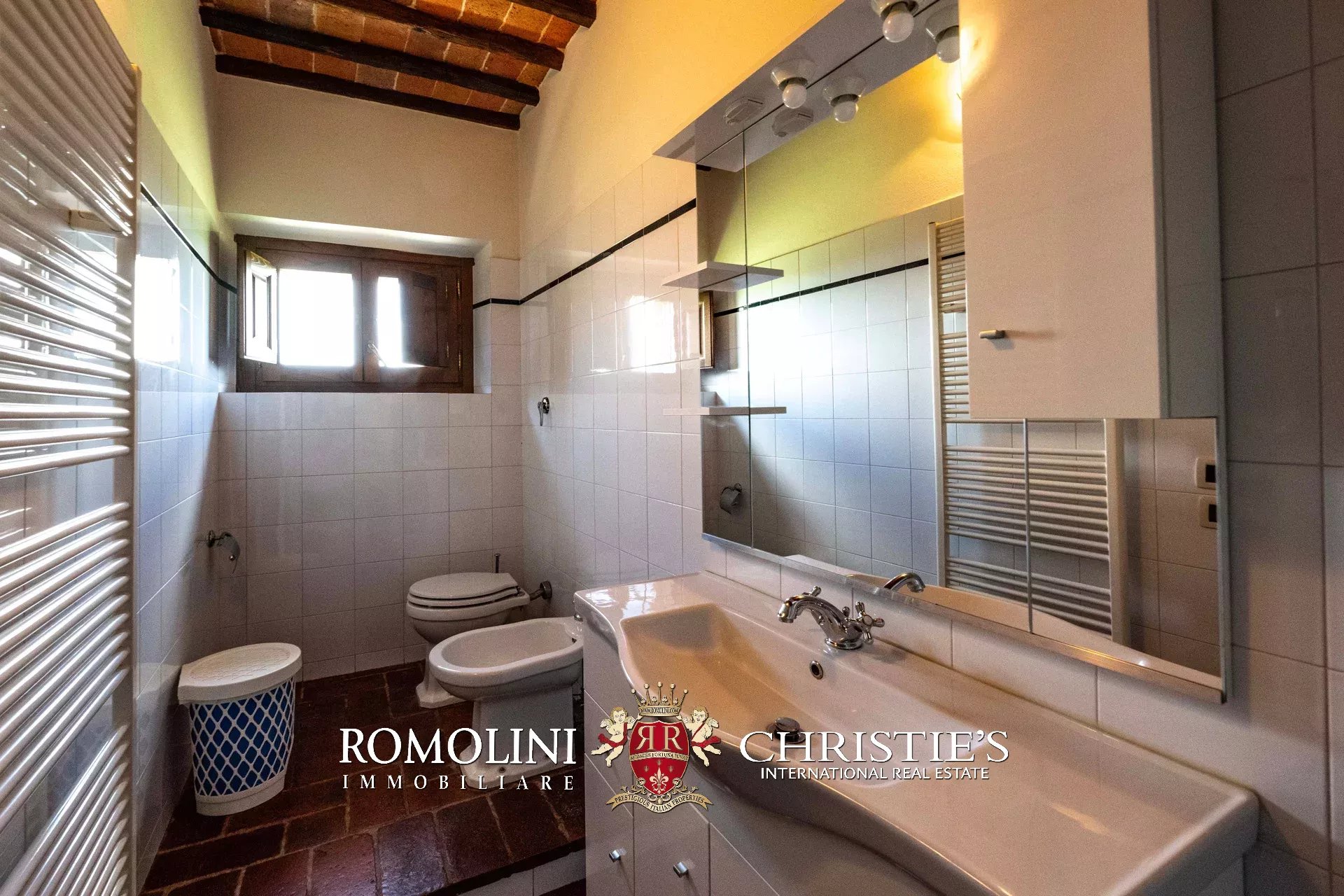 5 Bedroom Villa/Townhouse's Image 35