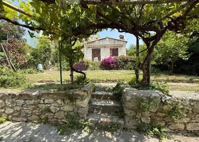 Vente Terrain constructible Antibes