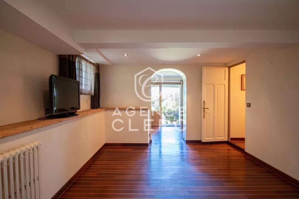 3 Bedroom Villa/Townhouse's Image 13
