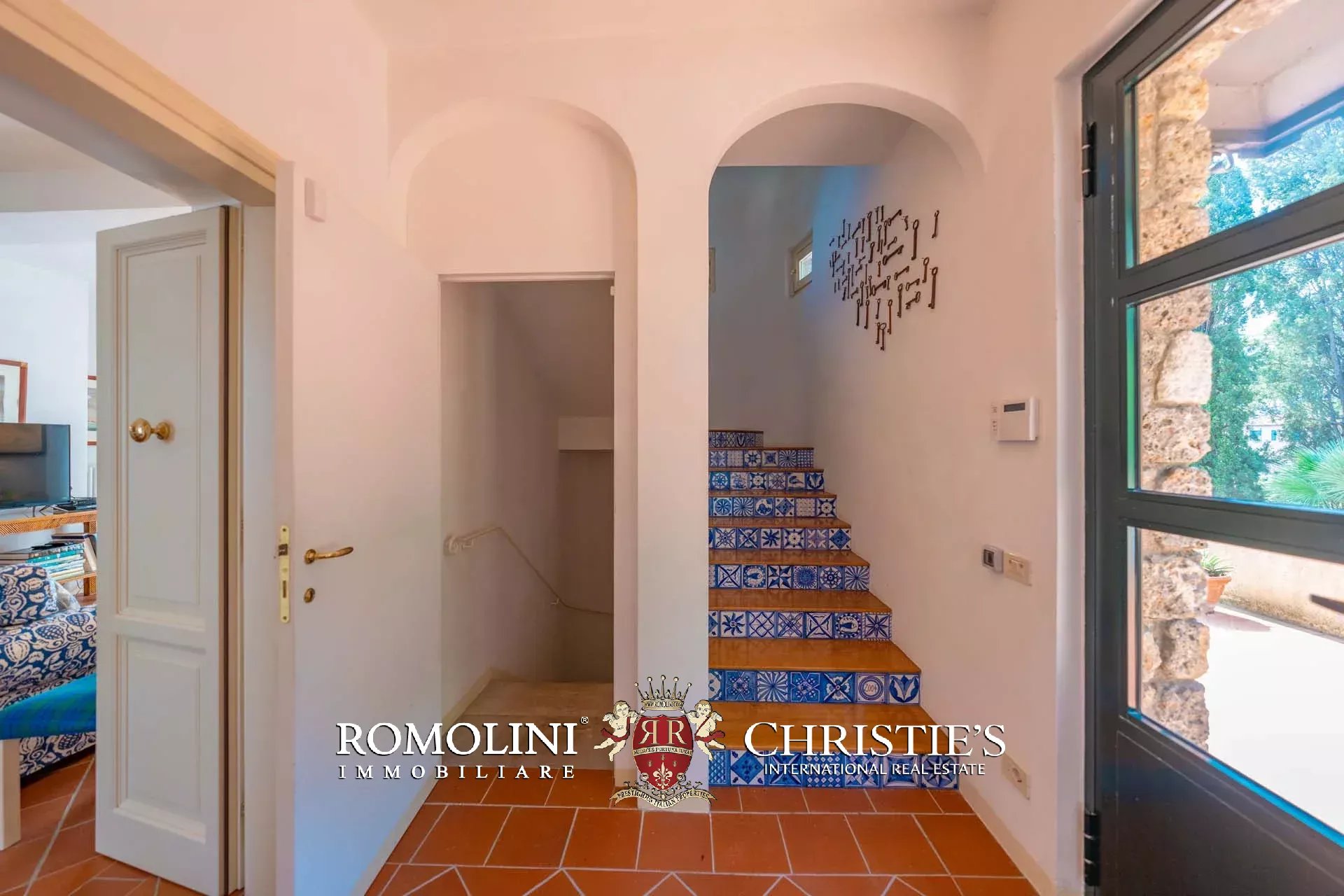11 Bedroom Villa/Townhouse's Image 101
