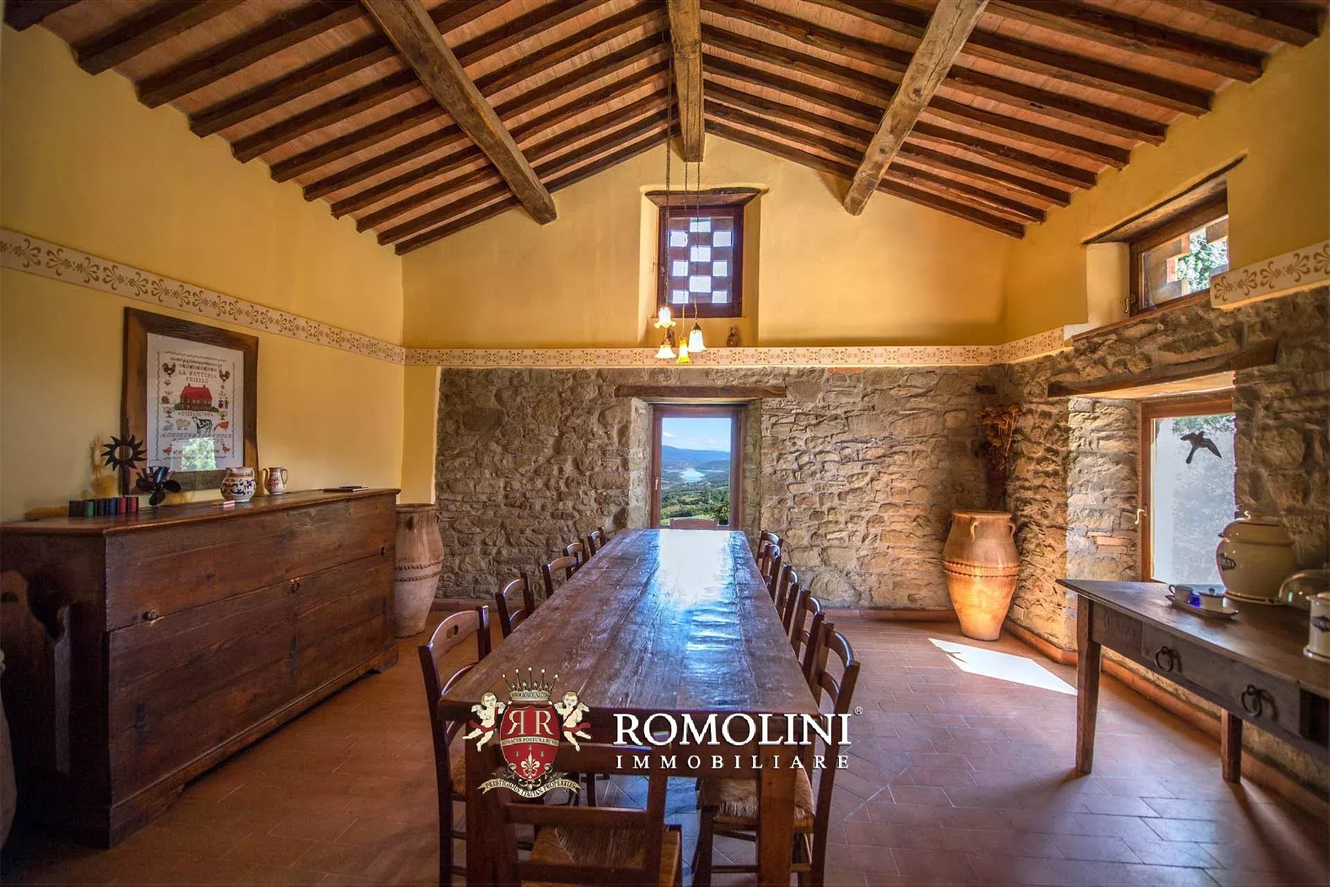 8 Bedroom Villa/Townhouse's Image 35