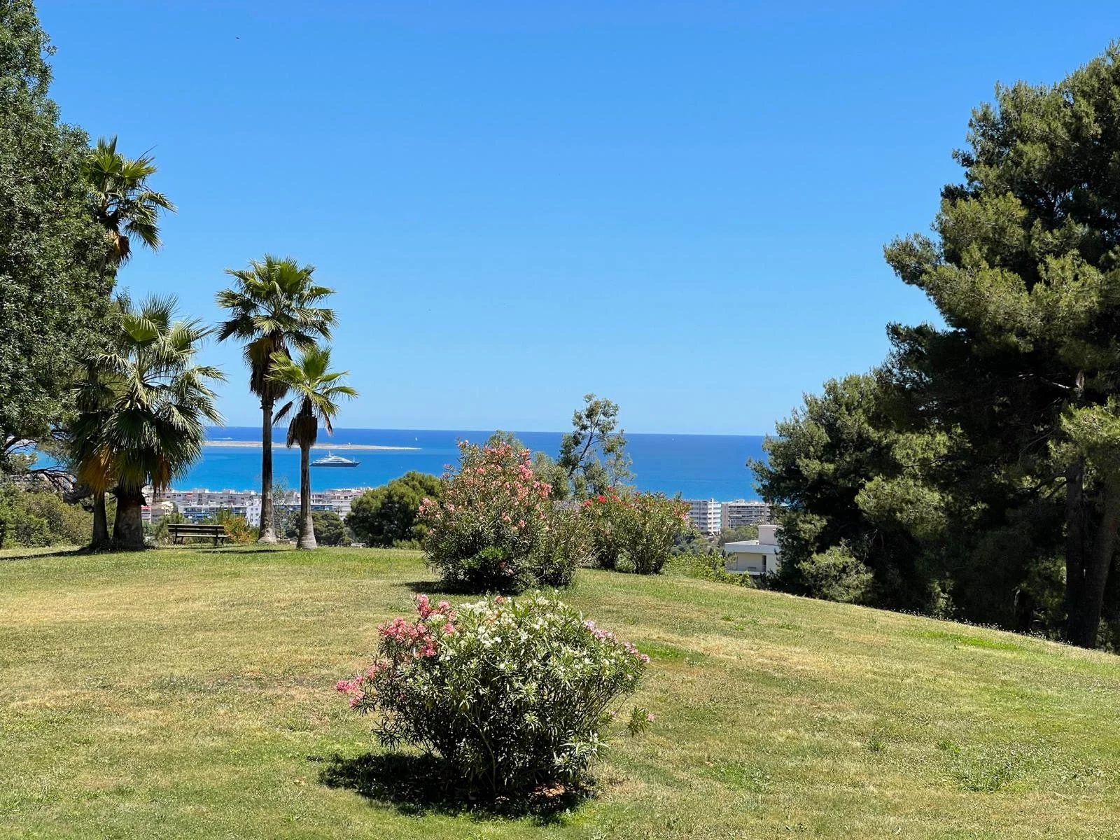 EXCLUSIVITE - 3P -  Vue mer - Domaine du Loup -