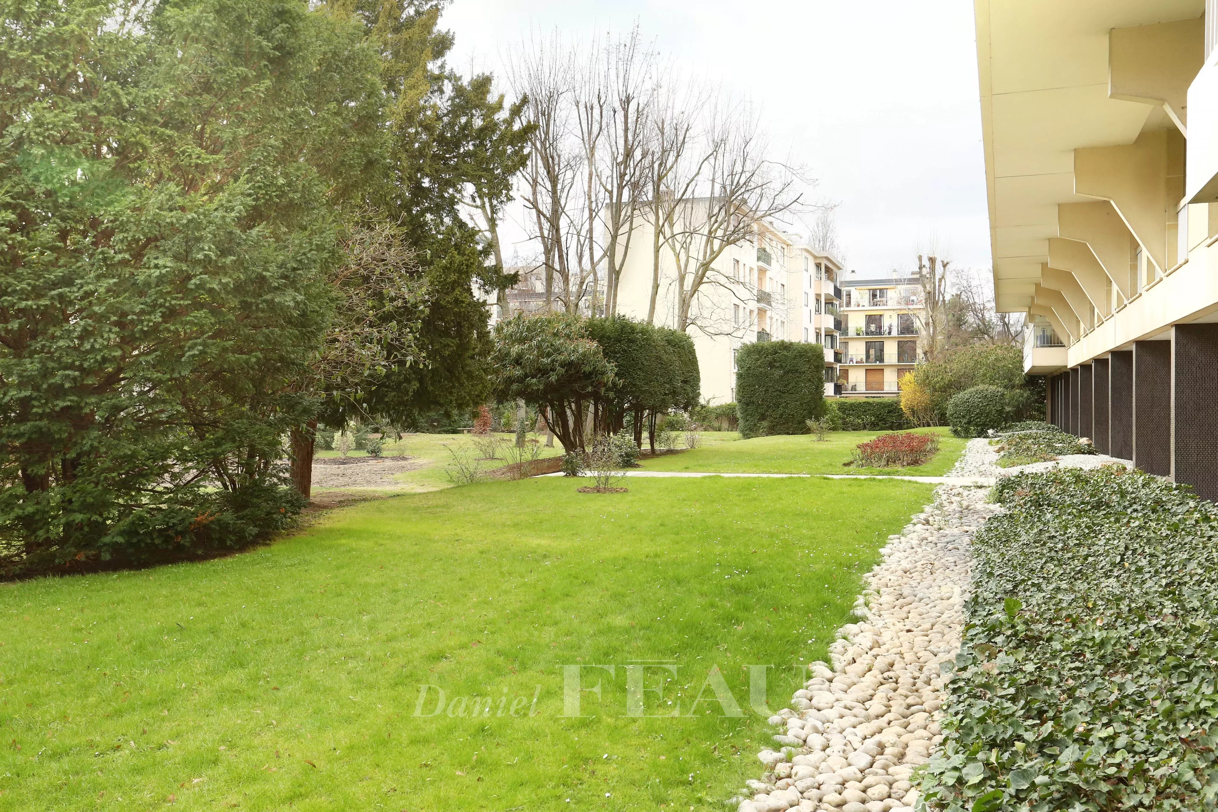 Location Studio Neuilly-sur-Seine