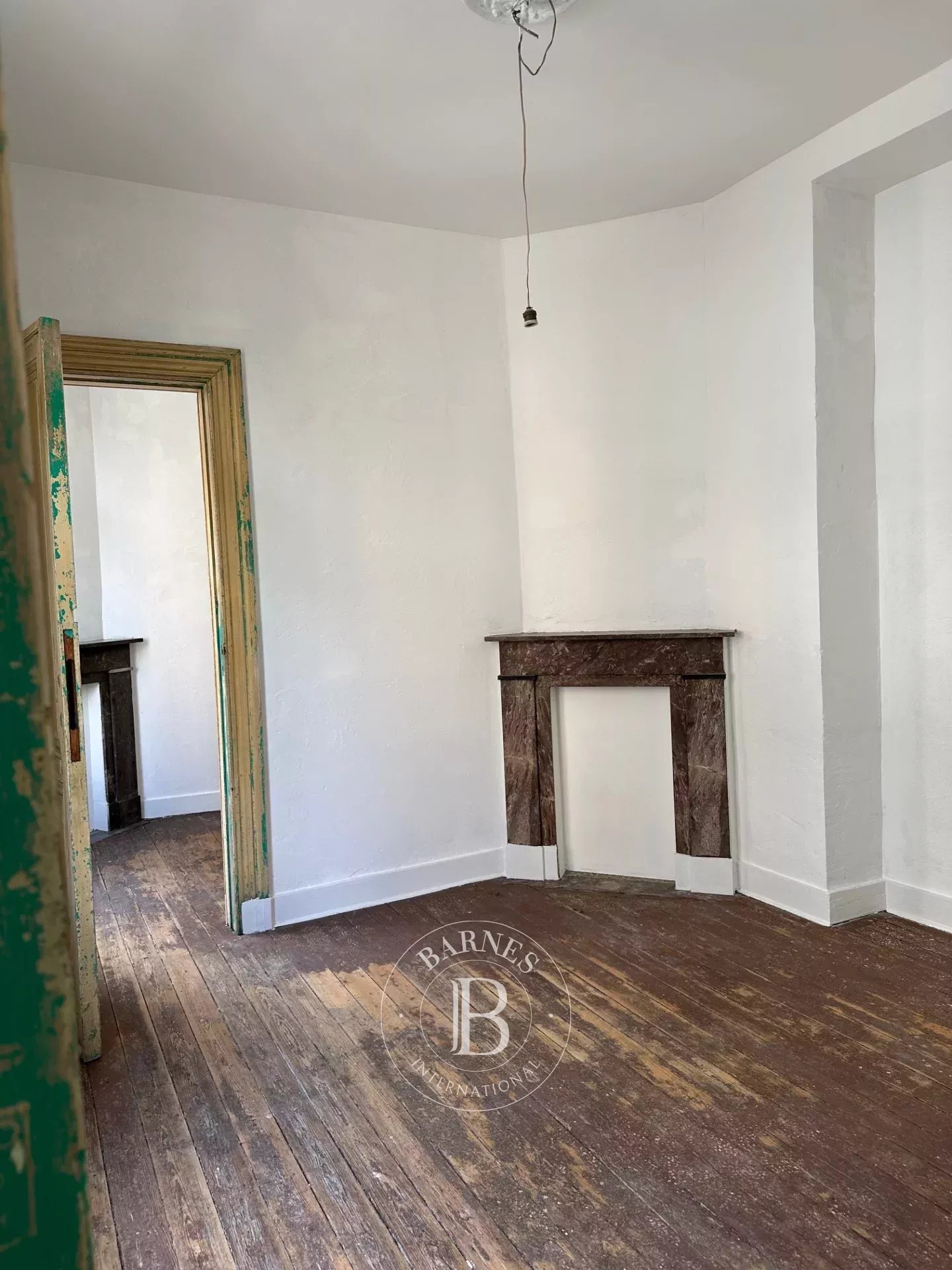 Sablon- Commercial and investment property for sale