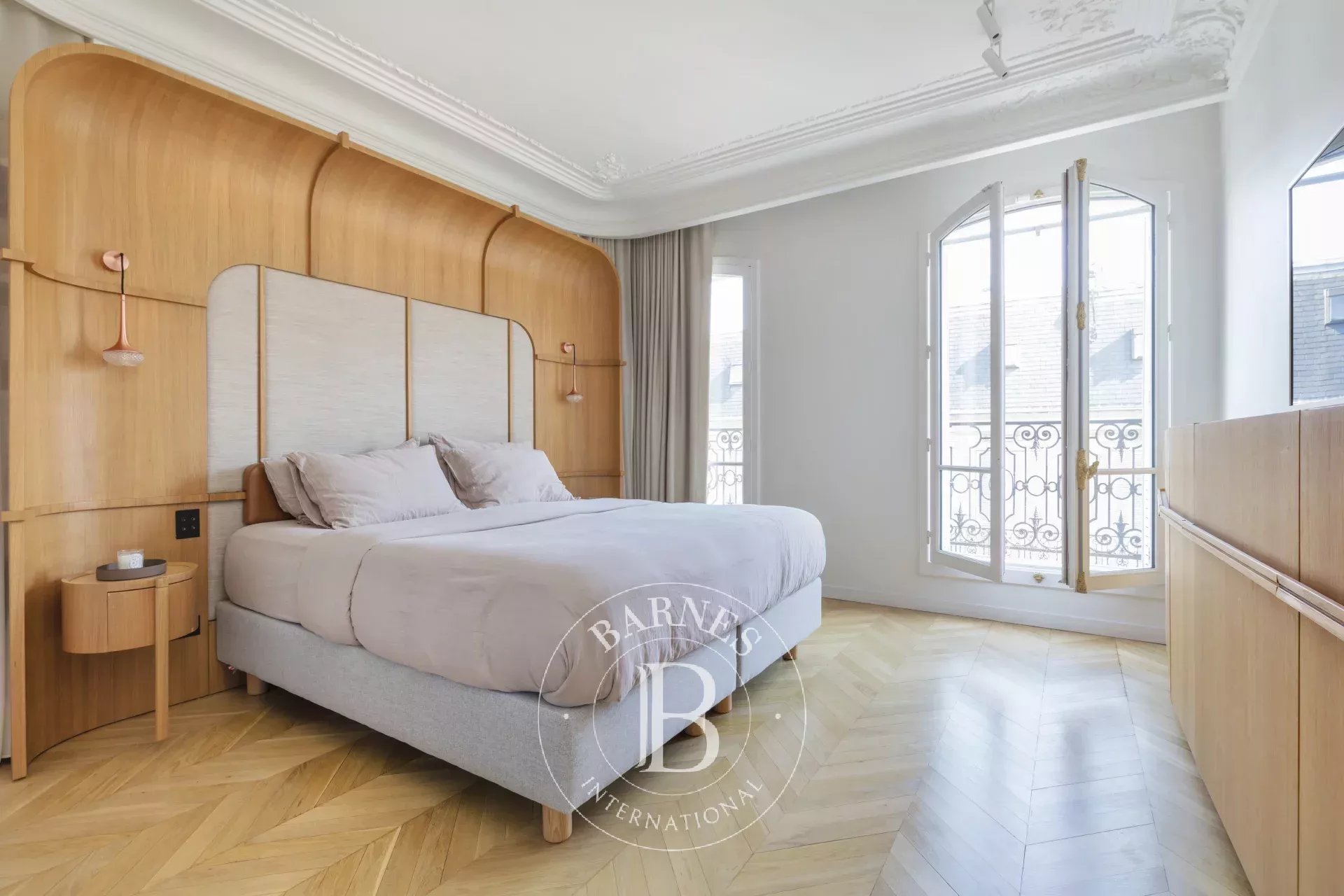 Daire Paris 8ème - picture 10