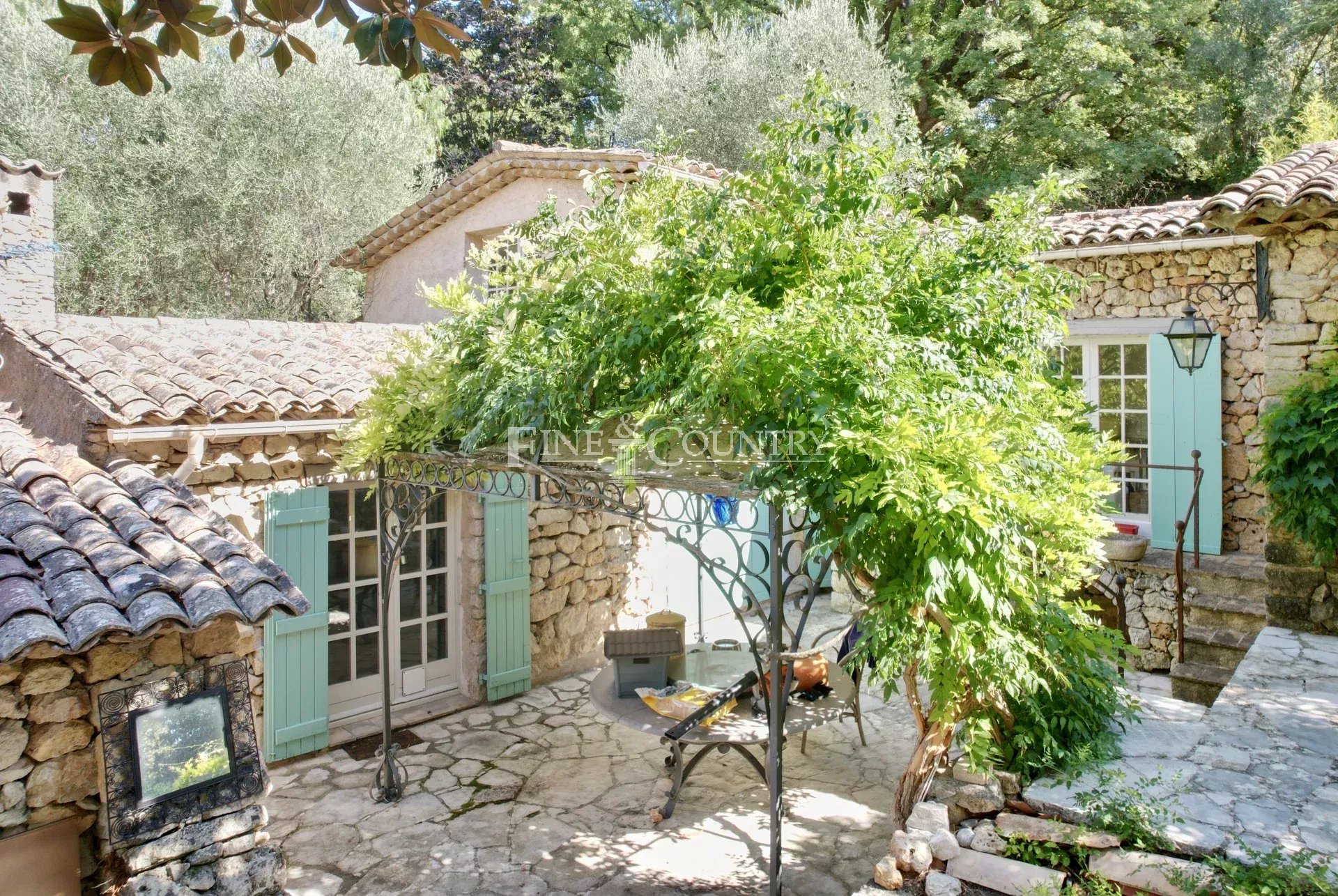 Photo of villa for sale in Opio