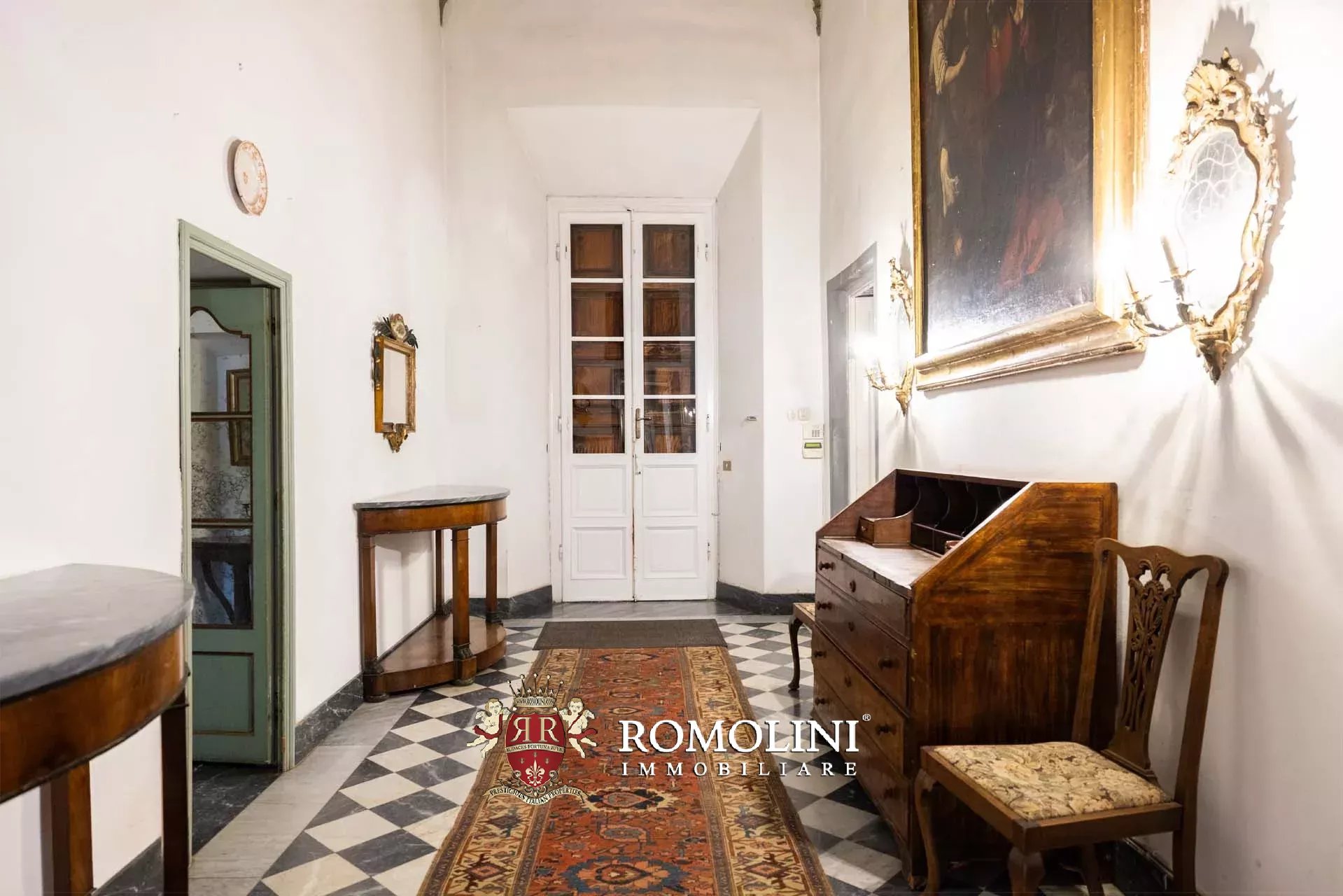 14 Bedroom Villa/Townhouse's Image 76