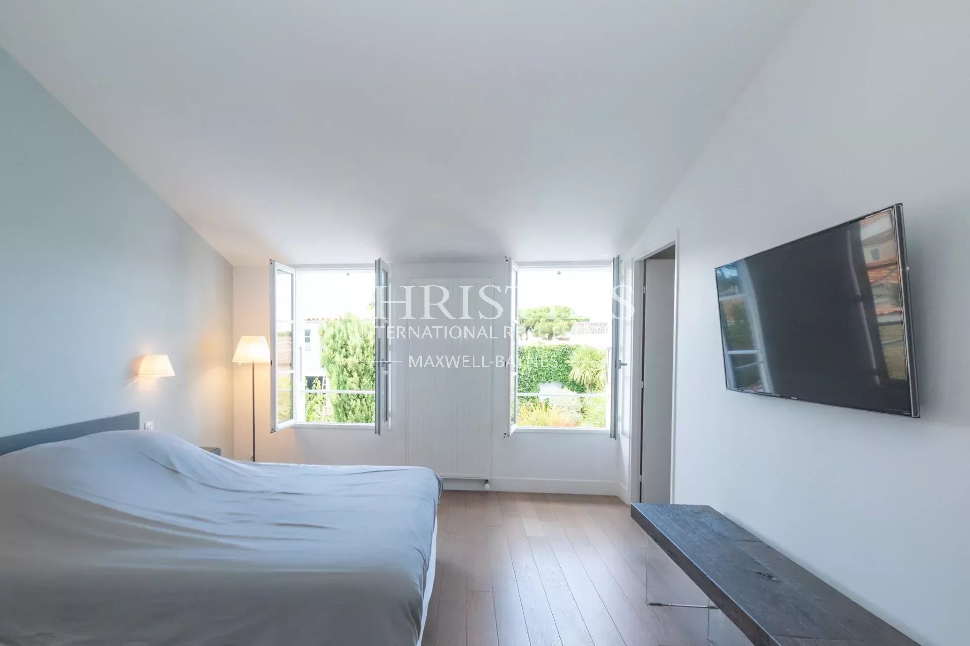 5 Bedroom Villa/Townhouse's Image 19
