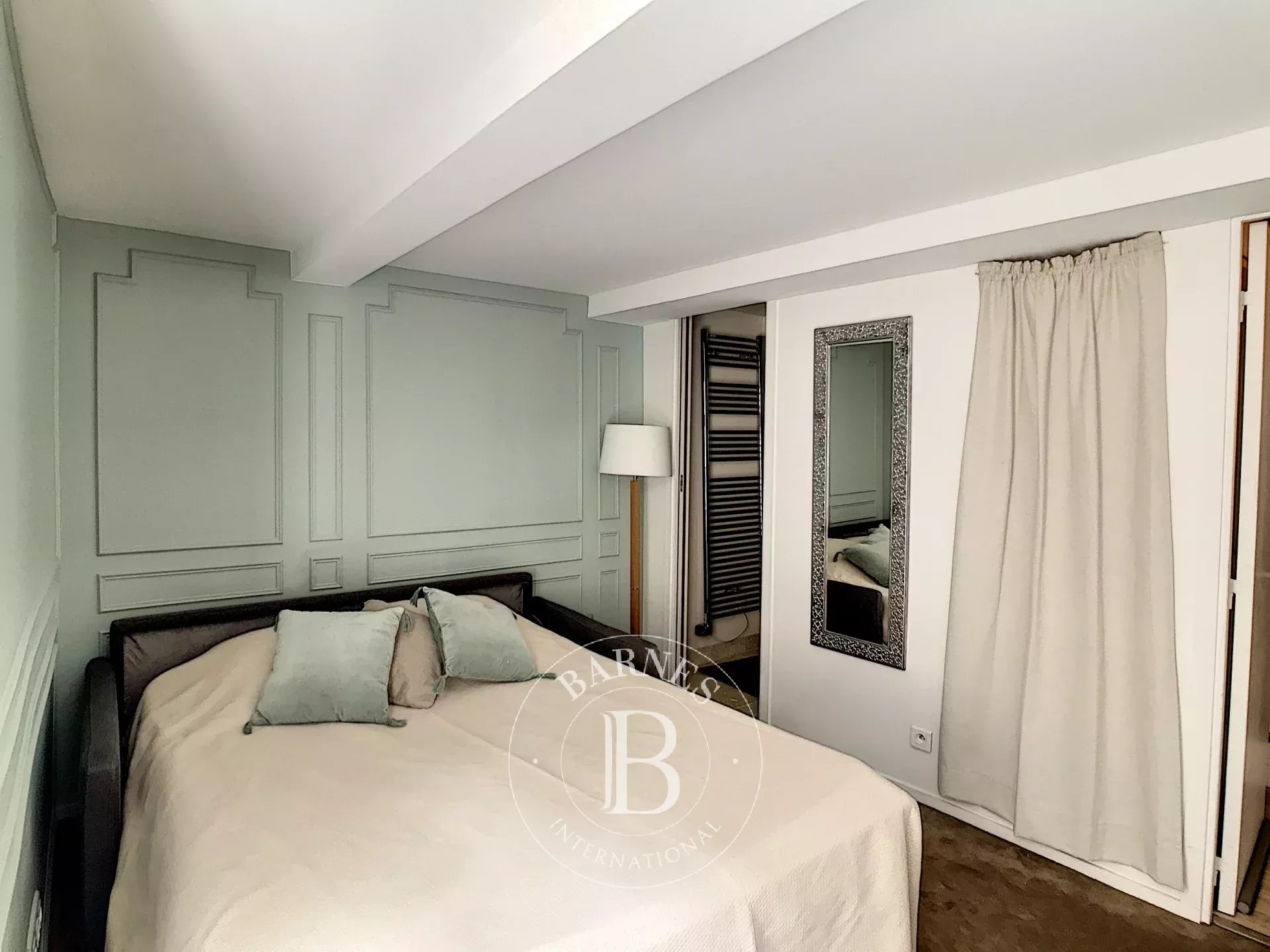 Daire Paris 3ème - picture 12