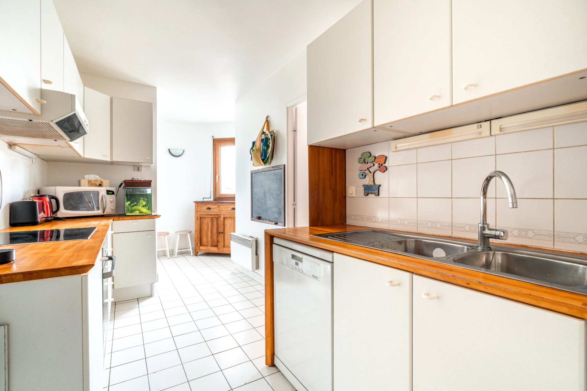 6 Bedroom Apartment/Flat's Image 12