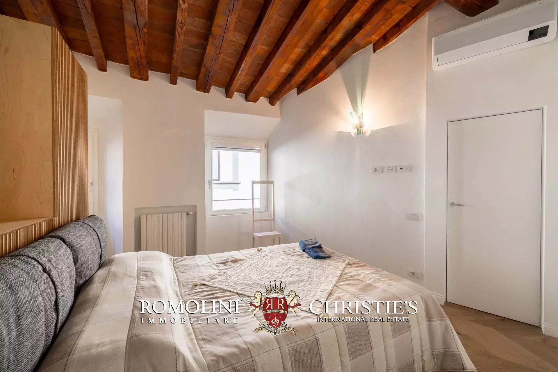 2 Bedroom Apartment/Flat's Image 28