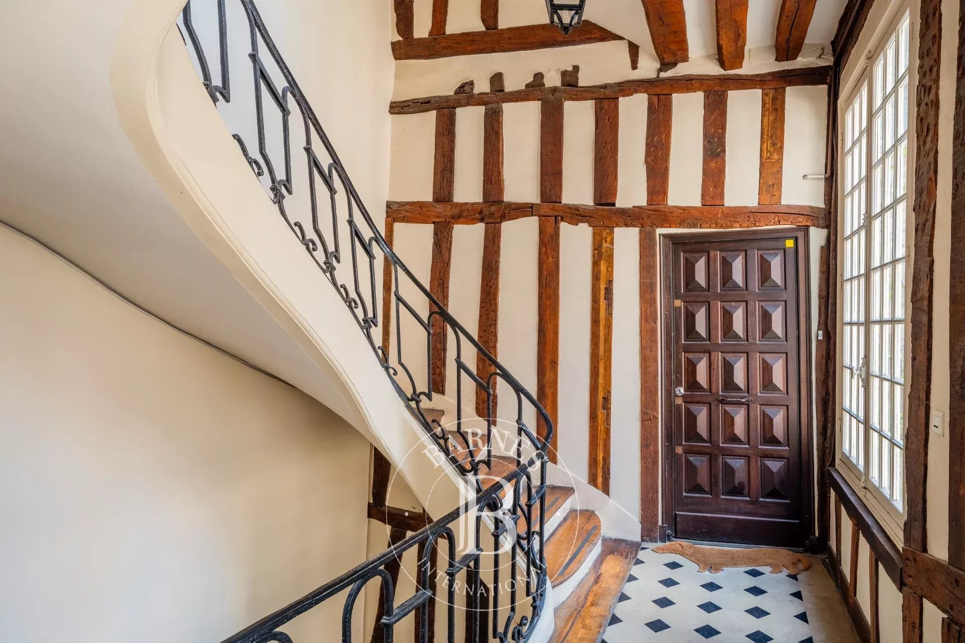 Daire Paris 4ème - picture 10