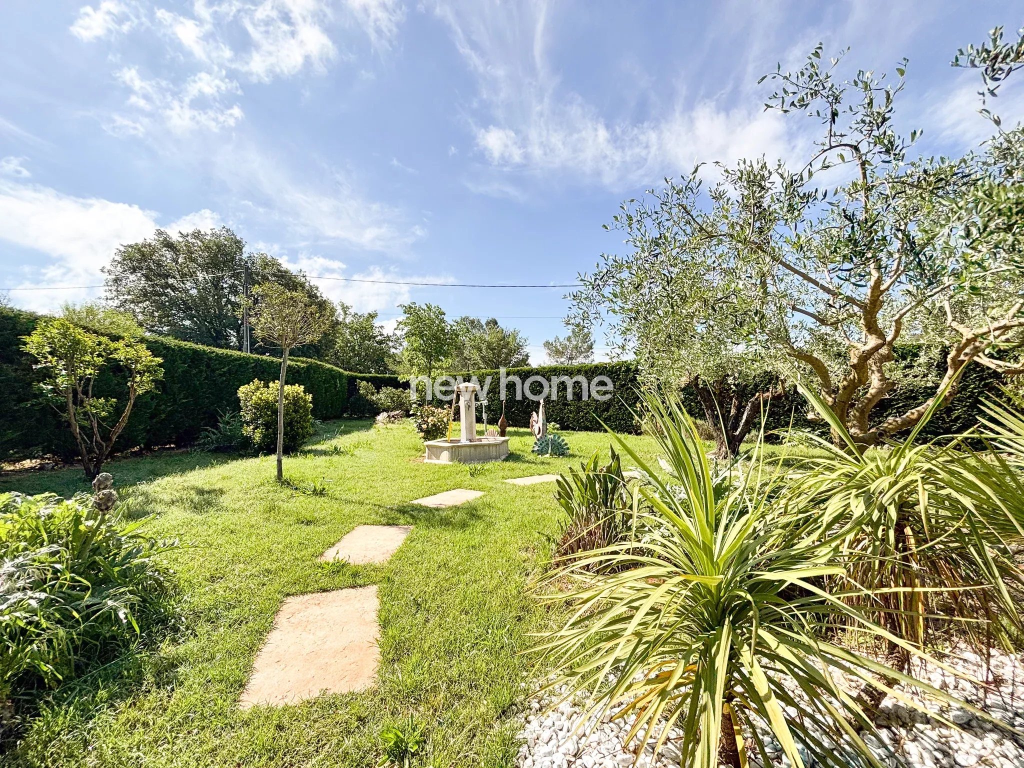 Charmante villa provençale de plain pied 140 m² à 1km du village