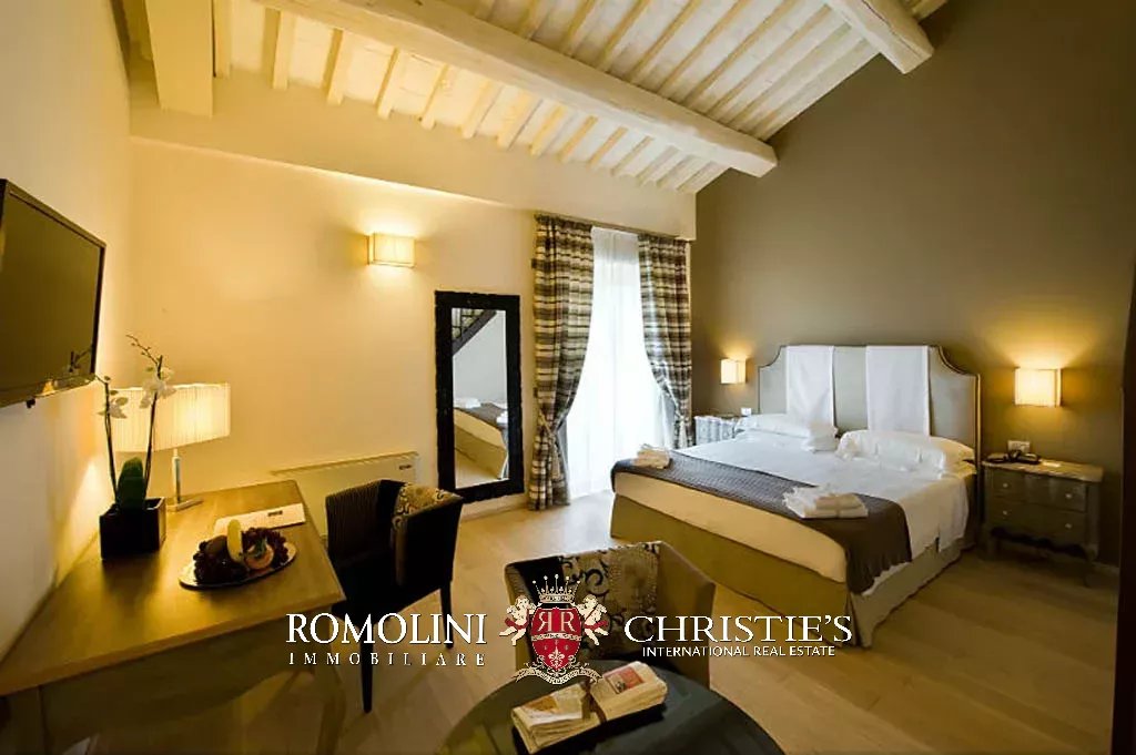 52 Bedroom Villa/Townhouse's Image 40