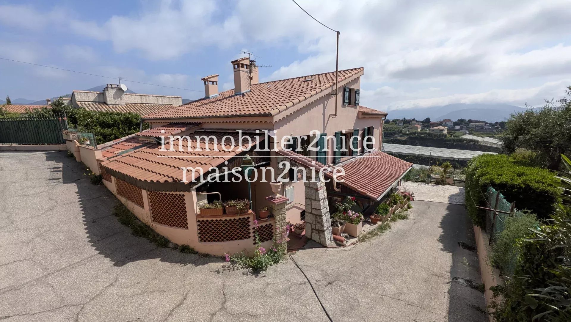 Agence immobilière de 