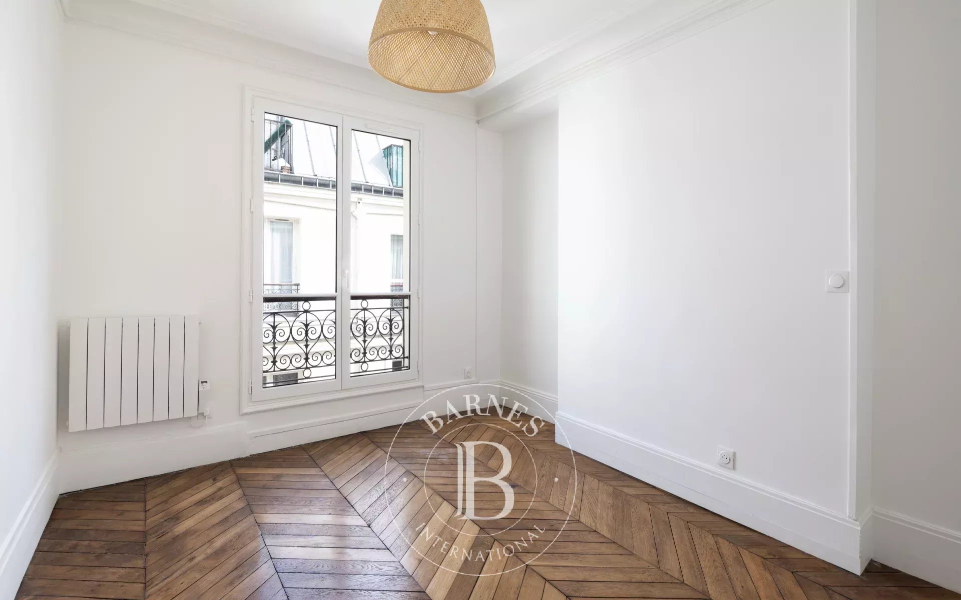 Daire Paris 9ème - picture 13