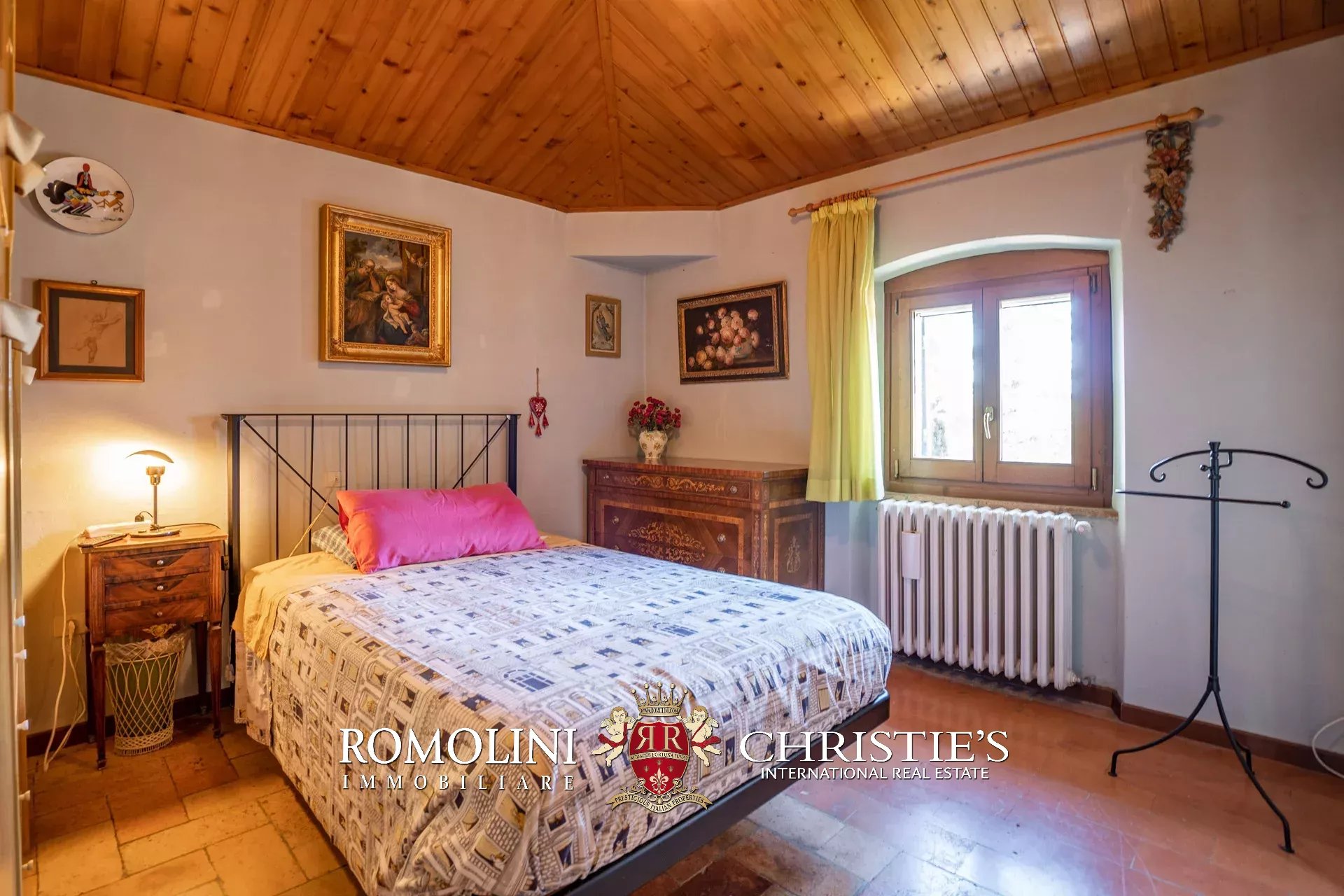 7 Bedroom Villa/Townhouse's Image 55