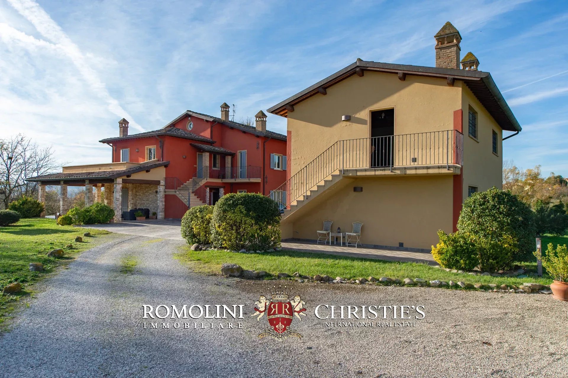 10 Bedroom Villa/Townhouse's Image 23