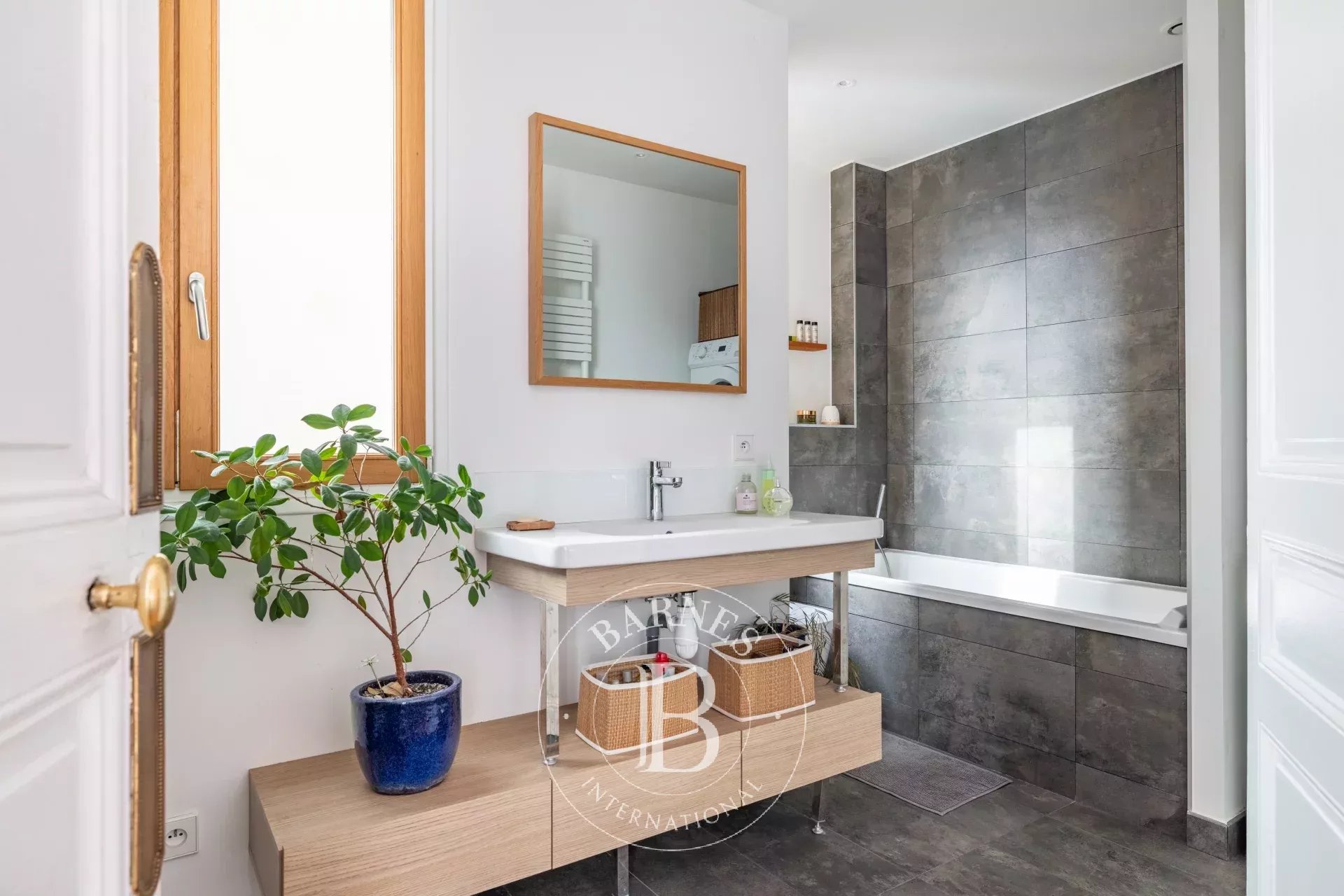 Daire Paris 10ème - picture 9