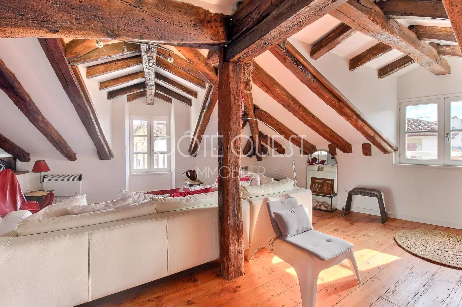 À vendre Saint-Jean-de-Luz - Appartement dans immeuble du XVIème