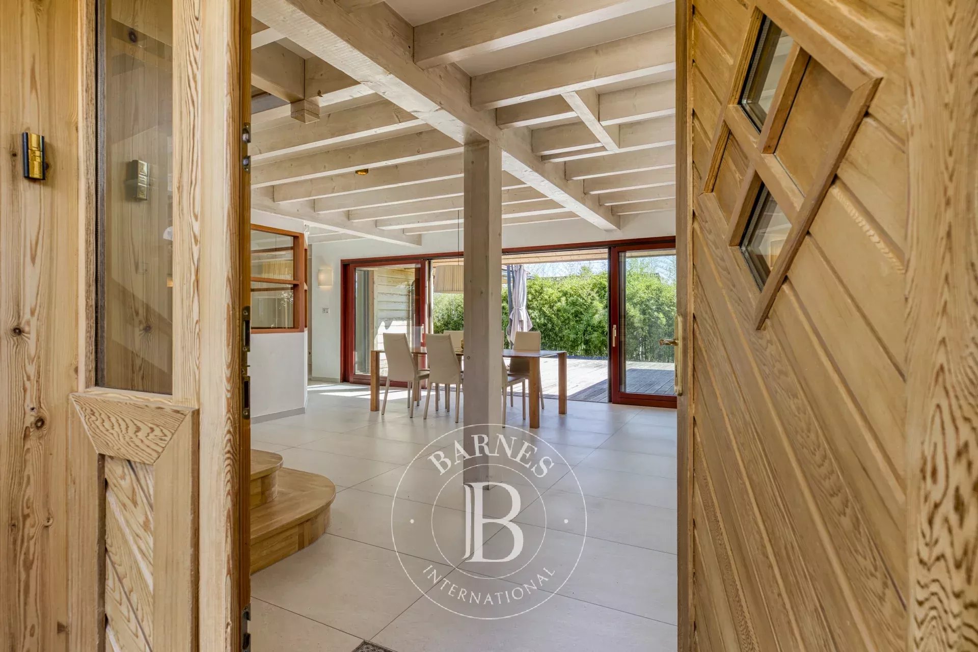 Ev Bonne - picture 6