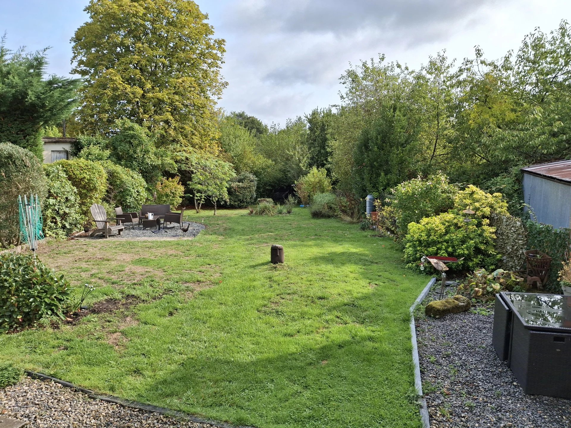 House in Val-d'Oire-et-Gartempe - Image 2