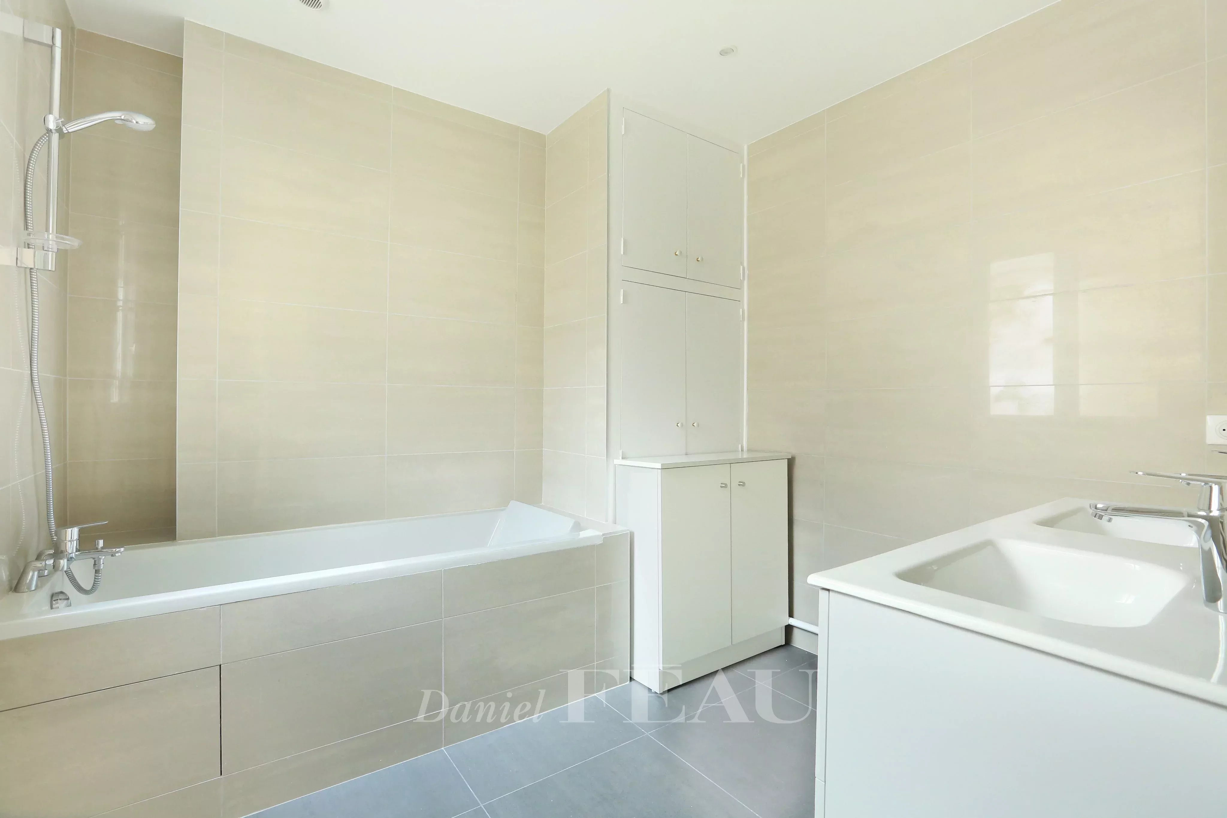 Bathroom Tile