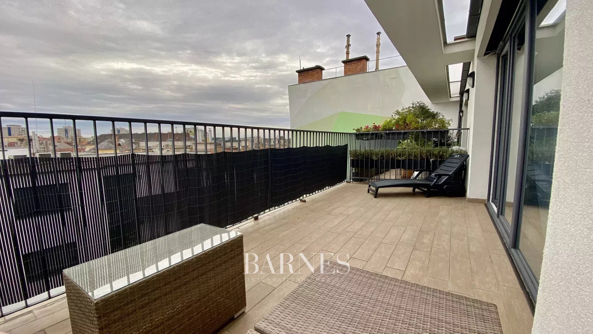 Penthouse Budapest VIII. kerülete - picture 12