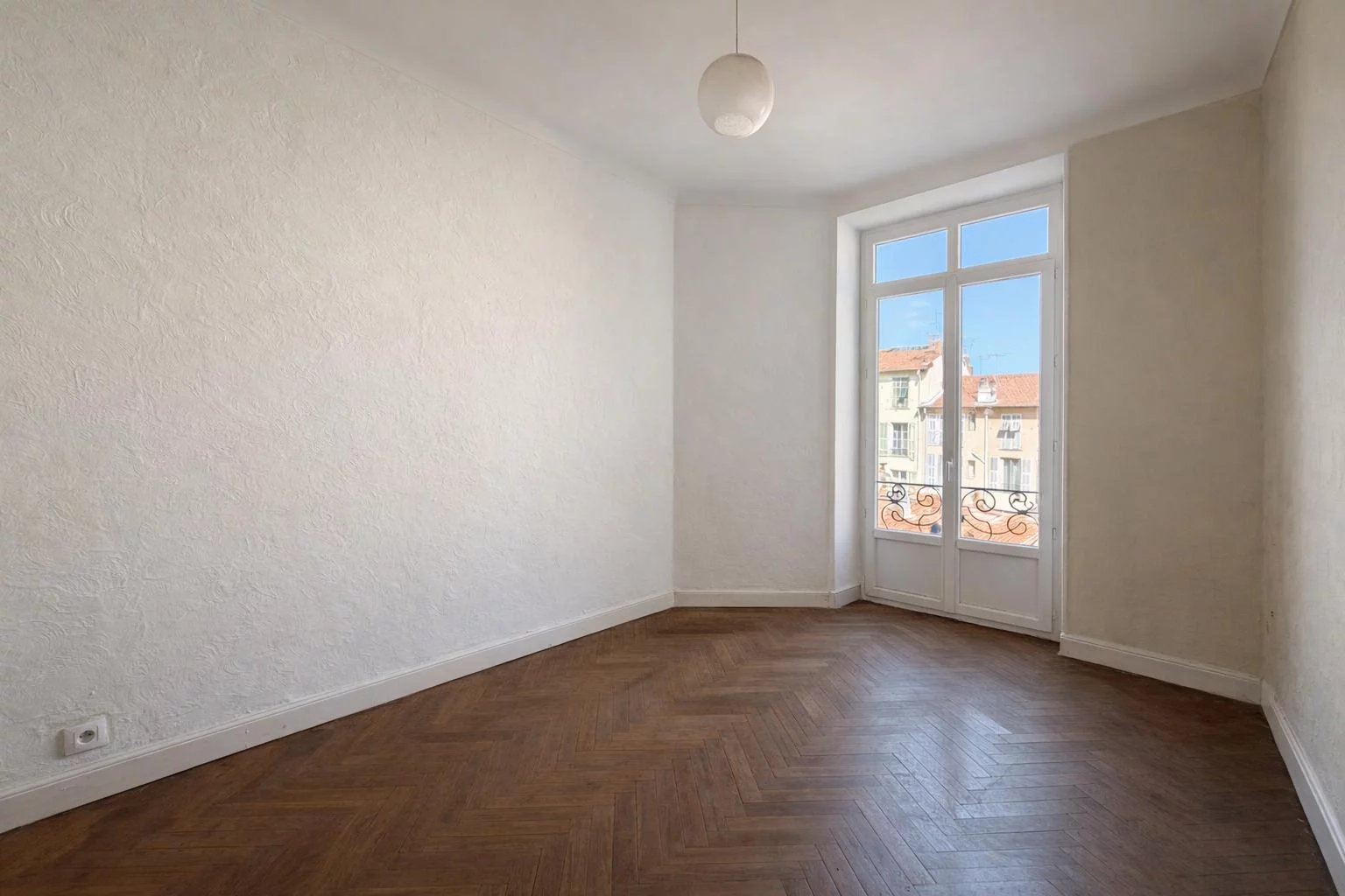 Nice Gambetta – 3 pièces de caractère – Beau potentiel
