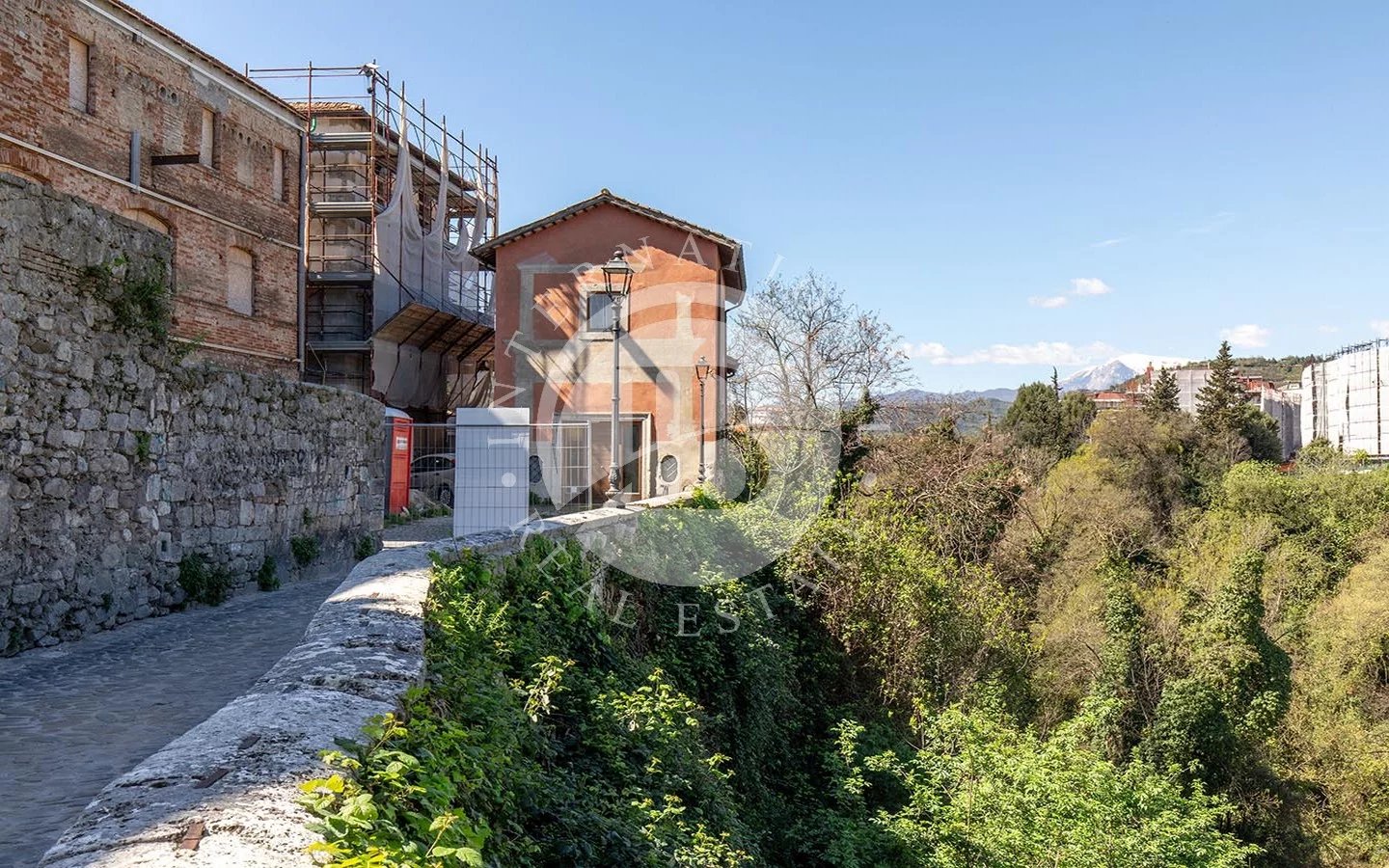 Apartment in Ascoli Piceno - Image 3
