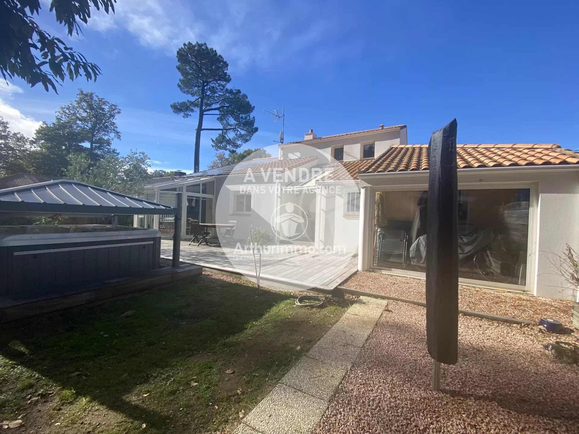 Agence immobilière de Arthurimmo.com Nantes-Vignoble Immobilier