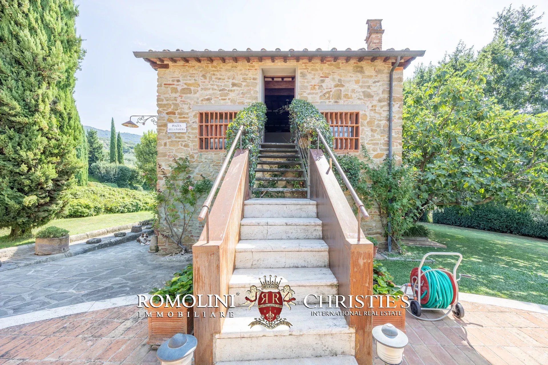 4 Bedroom Villa/Townhouse's Image 90