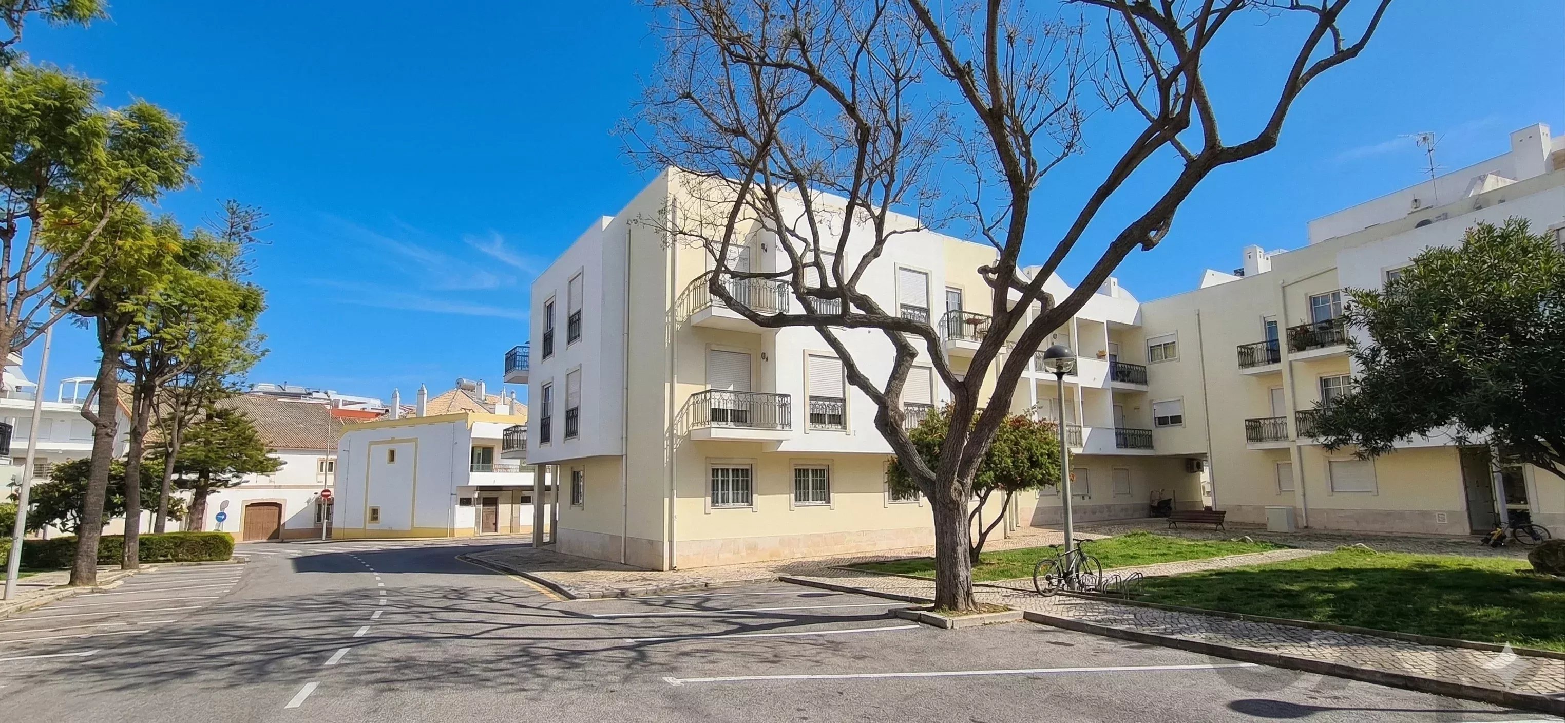 Apartamento T3 em Tavira | Zona calma com estacionamento | Terraço privado | Excelente oportunidade 86935497 image 14