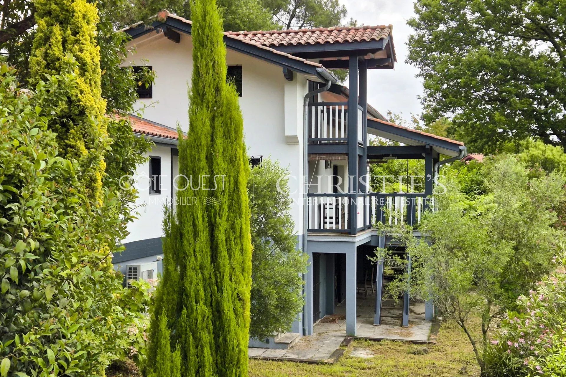 À vendre Arbonne - Maison avec piscine proche Biarritz