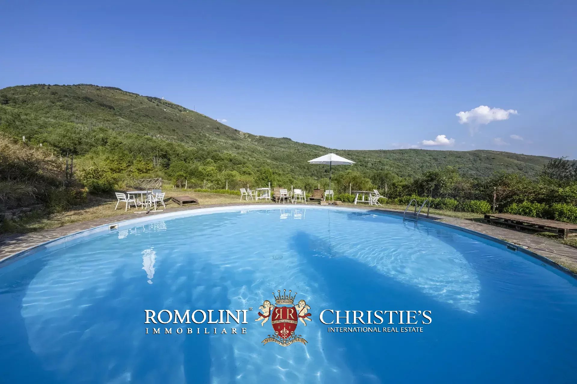 101-HA ESTATE WITH NATURAL SPRINGS FOR SALE BETWEEN AREZZO AND FLORENCE