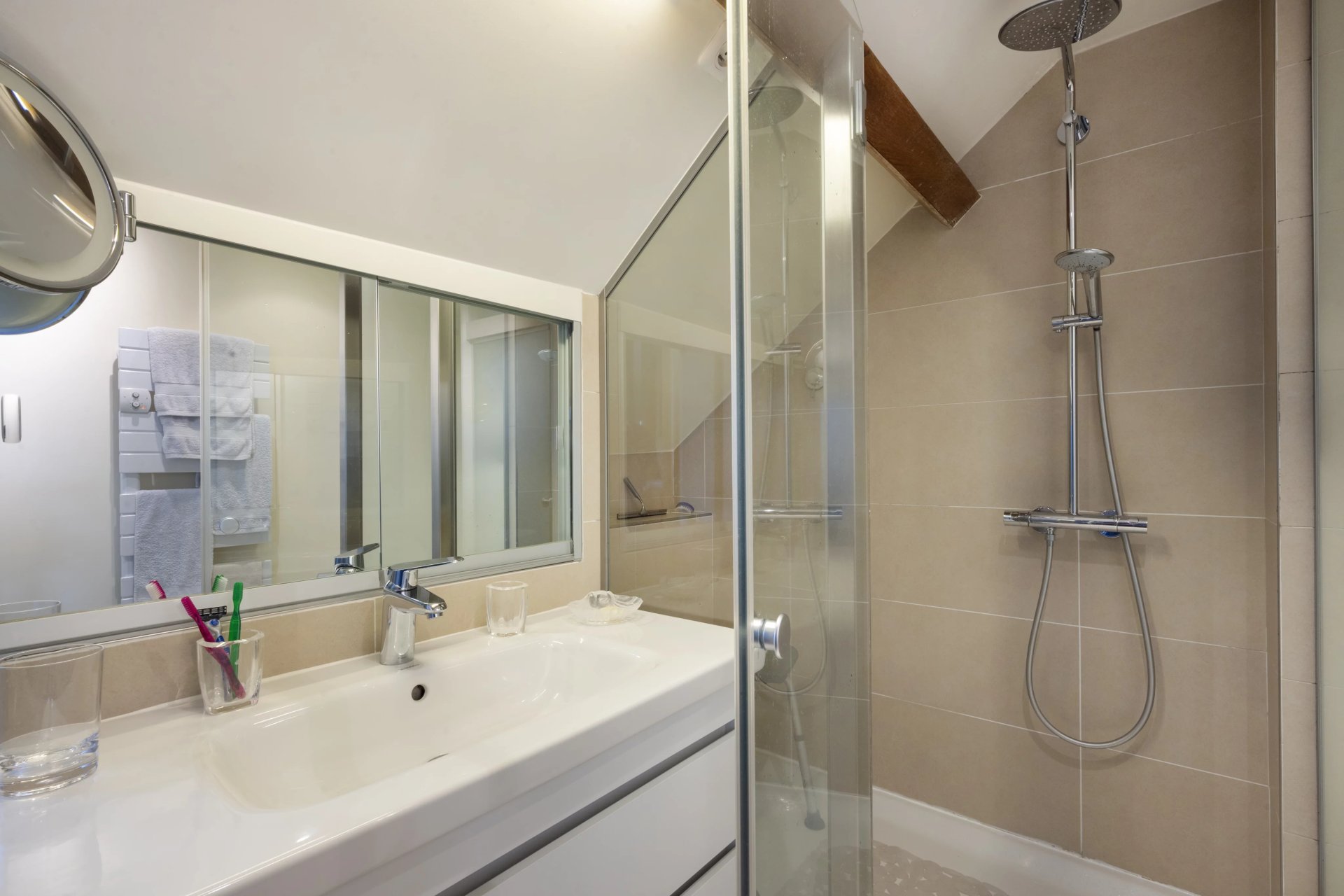 2 Bedroom Apartment/Flat's Image 13