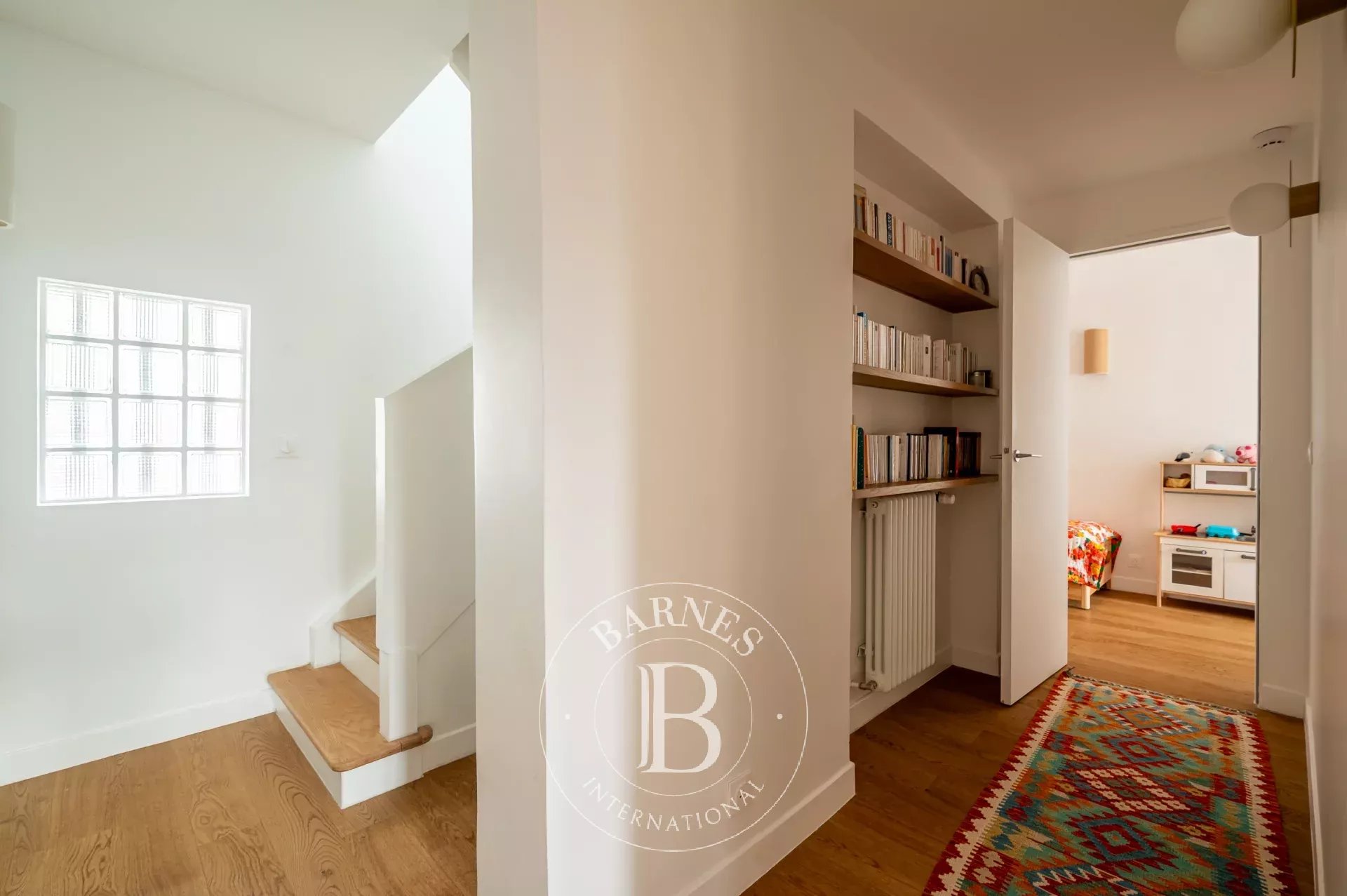Courbevoie  - Maison 6 Pi&egrave;ces 4 Chambres - picture 10