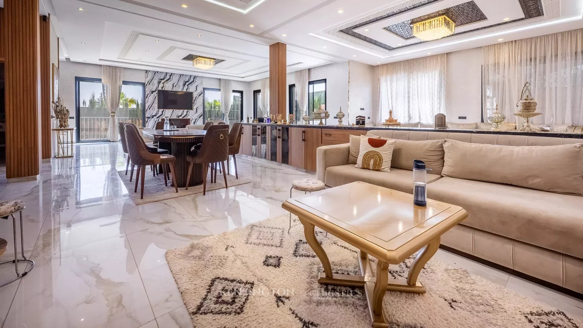 6 Bedroom Villa/Townhouse's Image 10