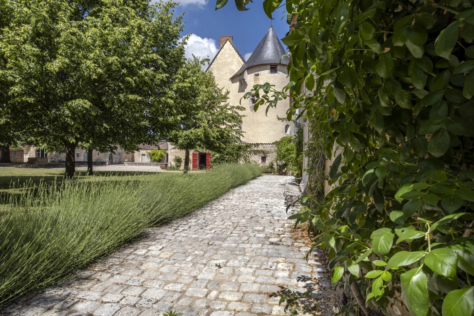 8 Bedroom Chateau's Image 26