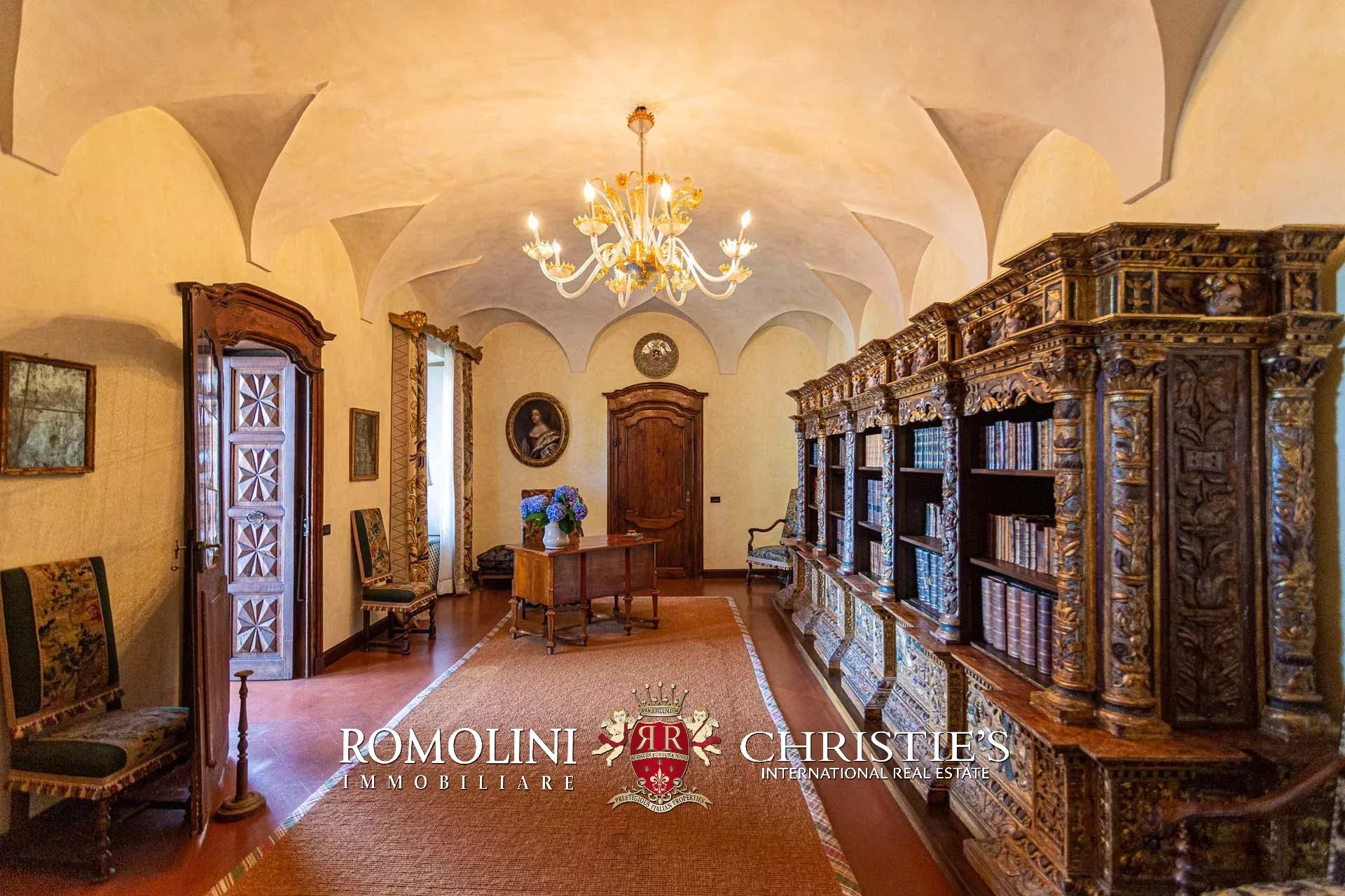 17 Bedroom Villa/Townhouse's Image 39