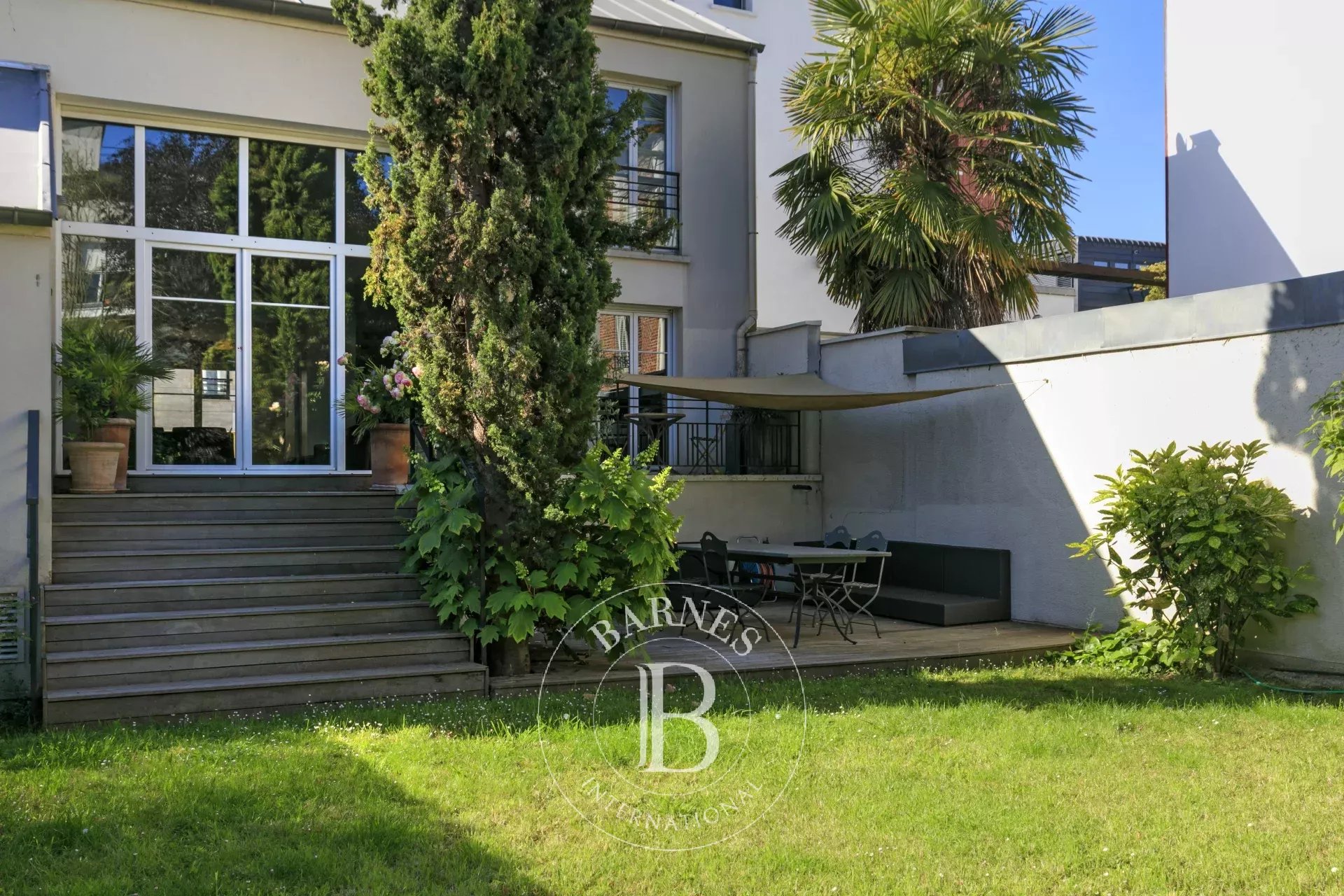 House Issy-les-Moulineaux  -  ref 87037276 (picture 2)
