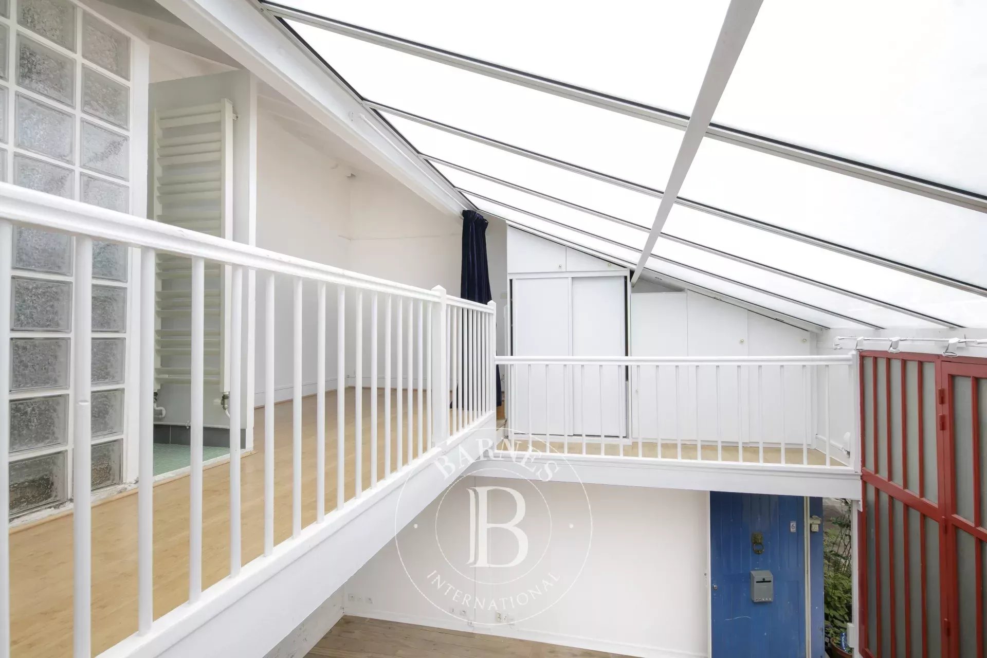 Loft Paris 18ème - picture 8