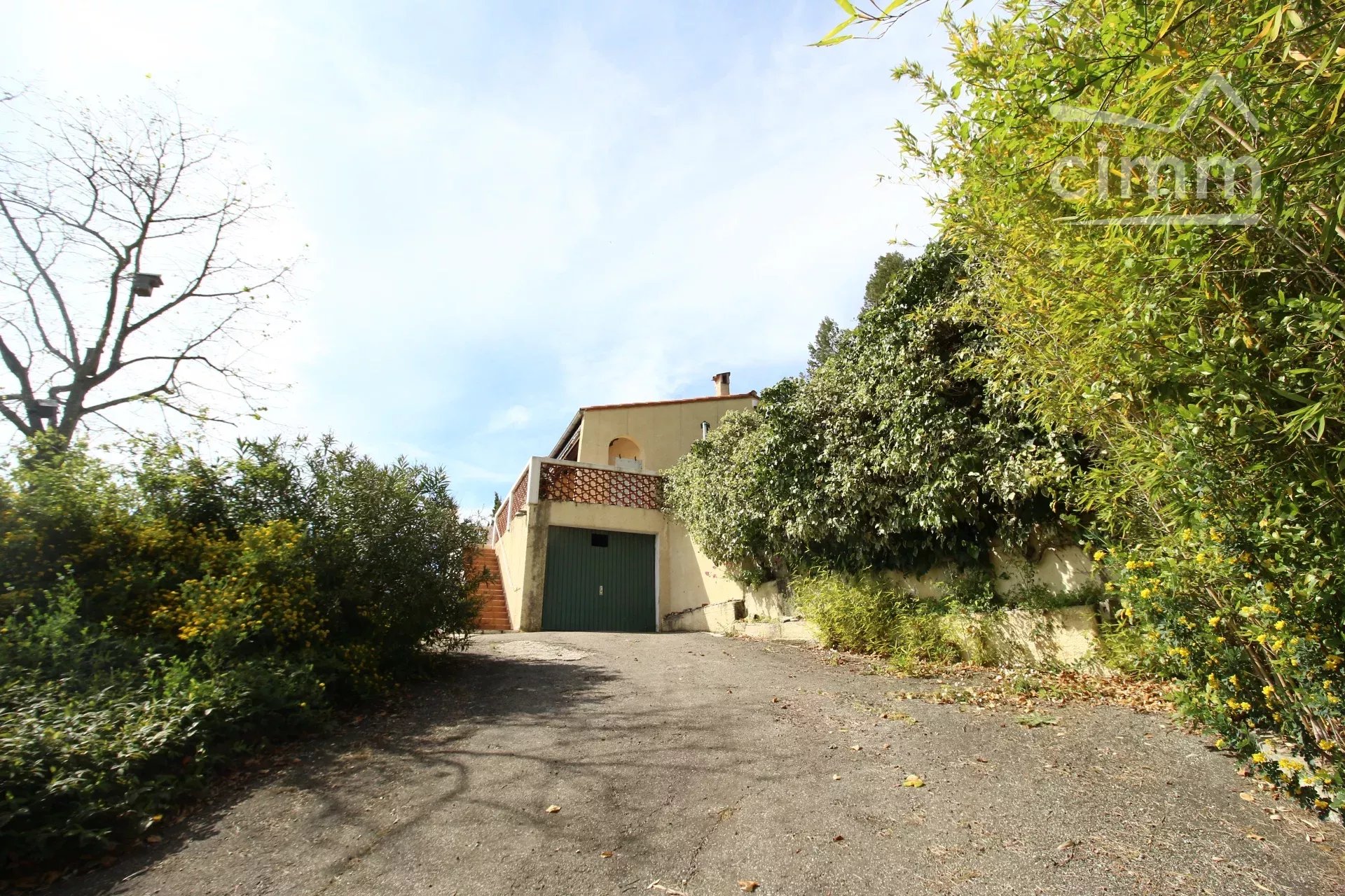 Agence immobilière de 